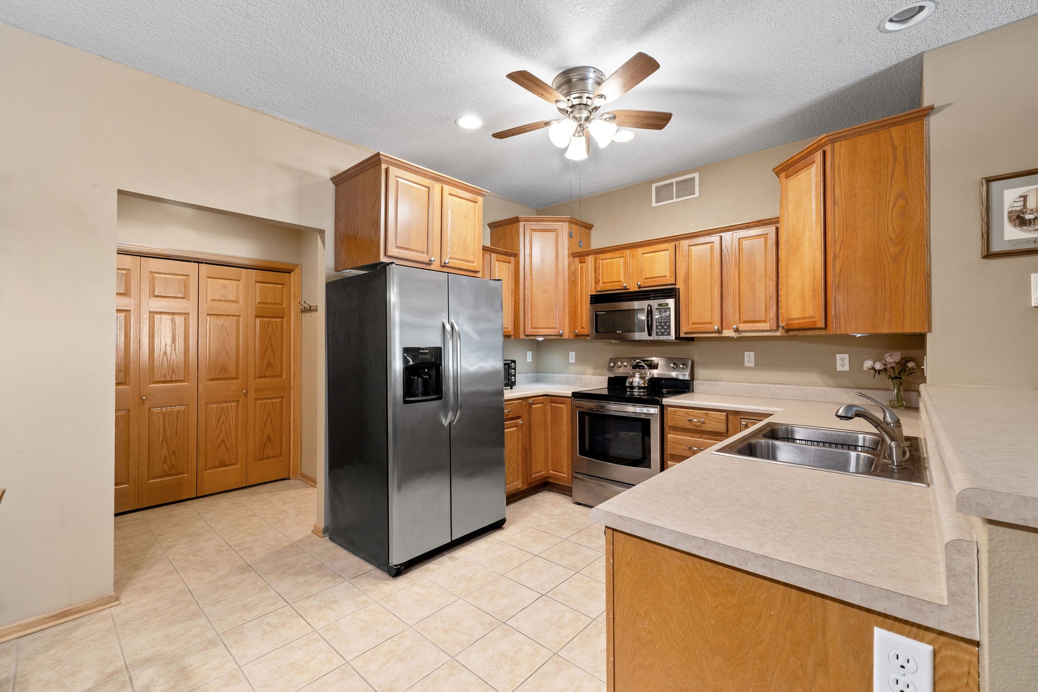 1144 Se Birch Lane Property Photo 8