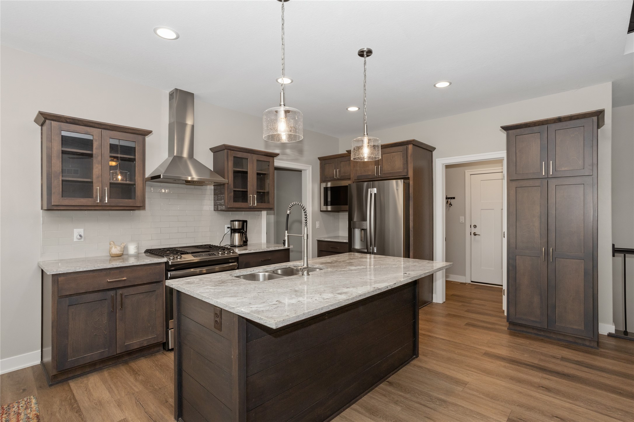 10922 Westport Drive Property Photo 8
