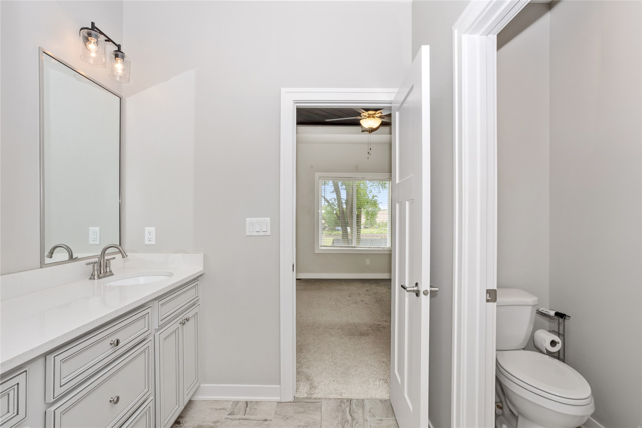 10922 Westport Drive Property Photo 15