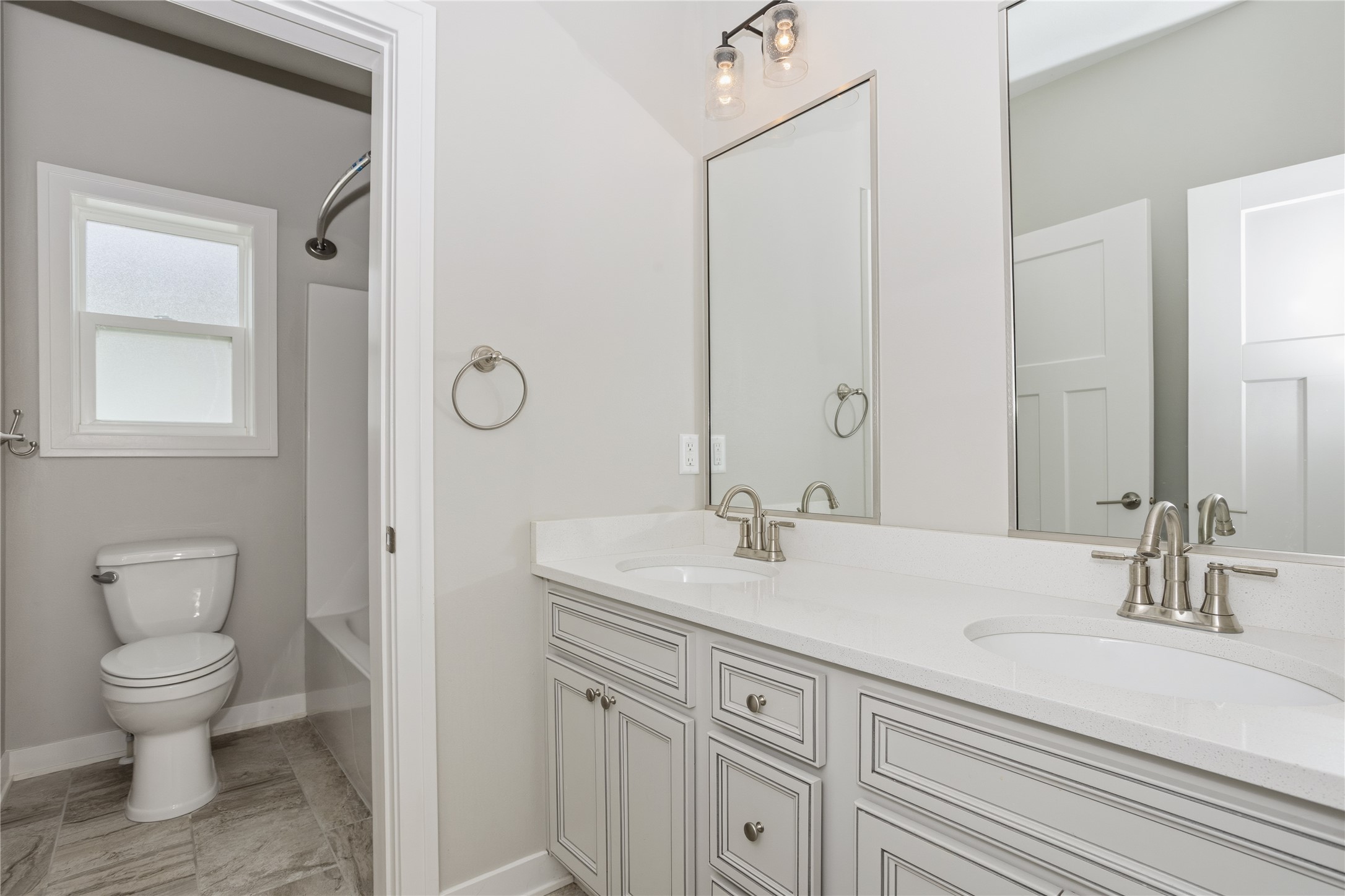 10922 Westport Drive Property Photo 22
