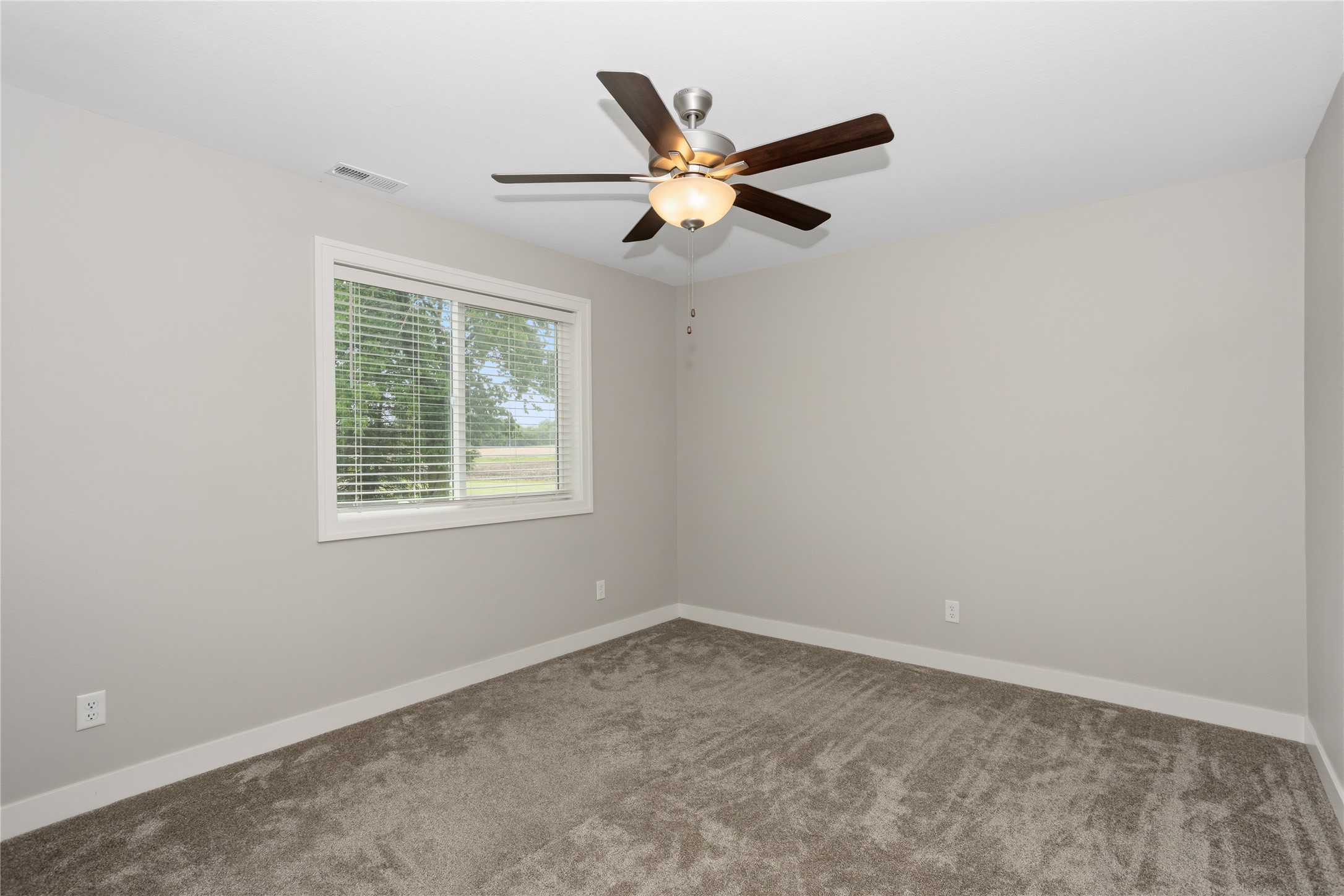 10922 Westport Drive Property Photo 27