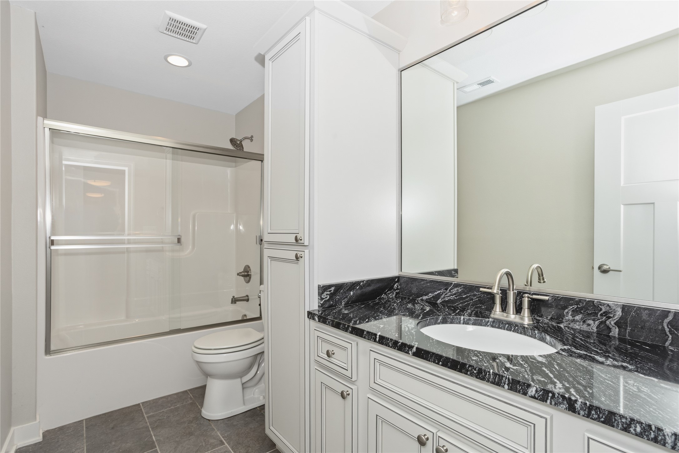 10922 Westport Drive Property Photo 28