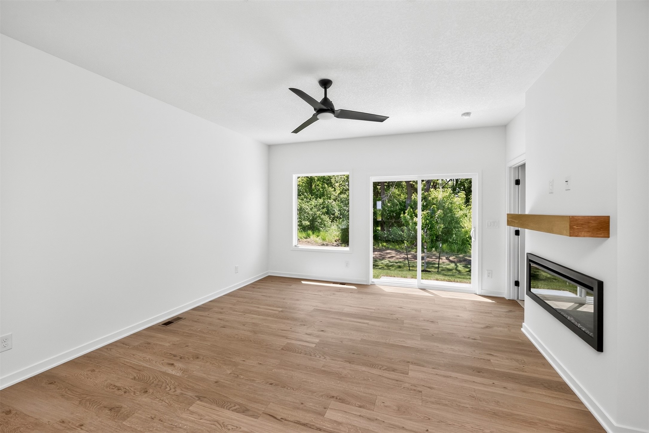 1052 Nw Macarthur Lane Property Photo 6