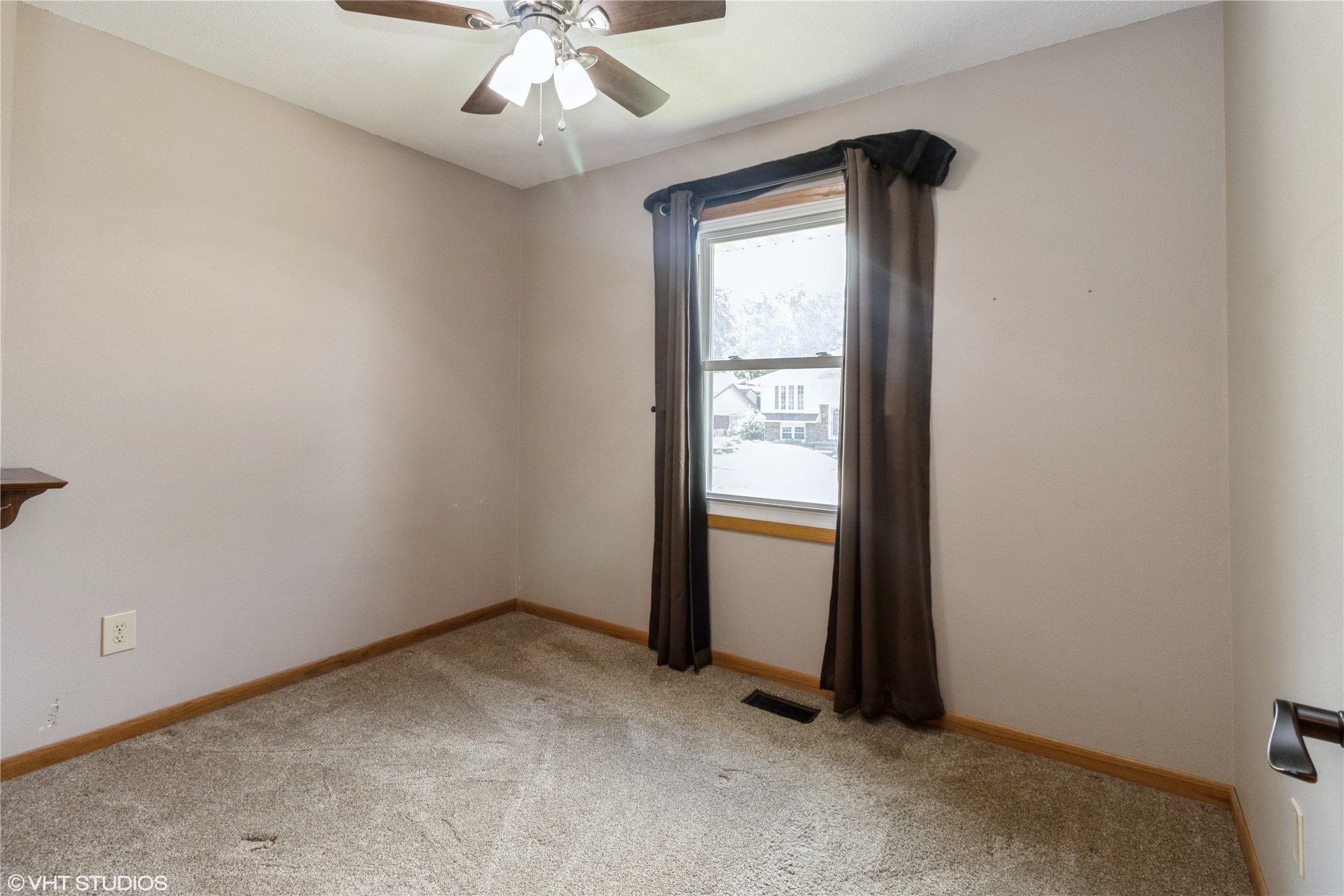 805 Parkview Lane Property Photo 13