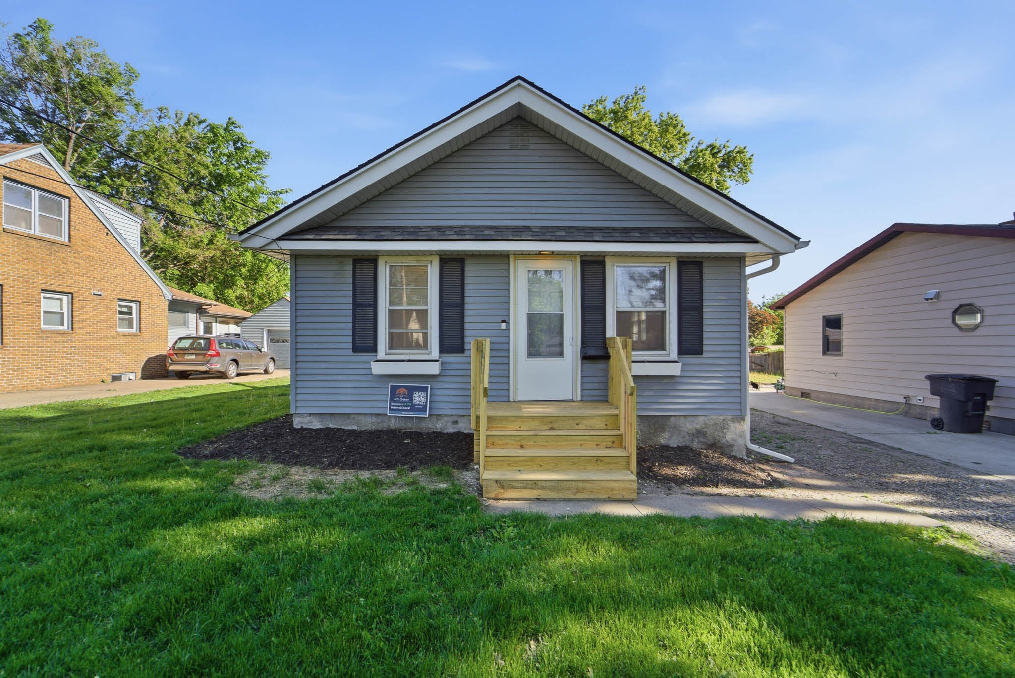 1516 E Jefferson Avenue Property Photo 1