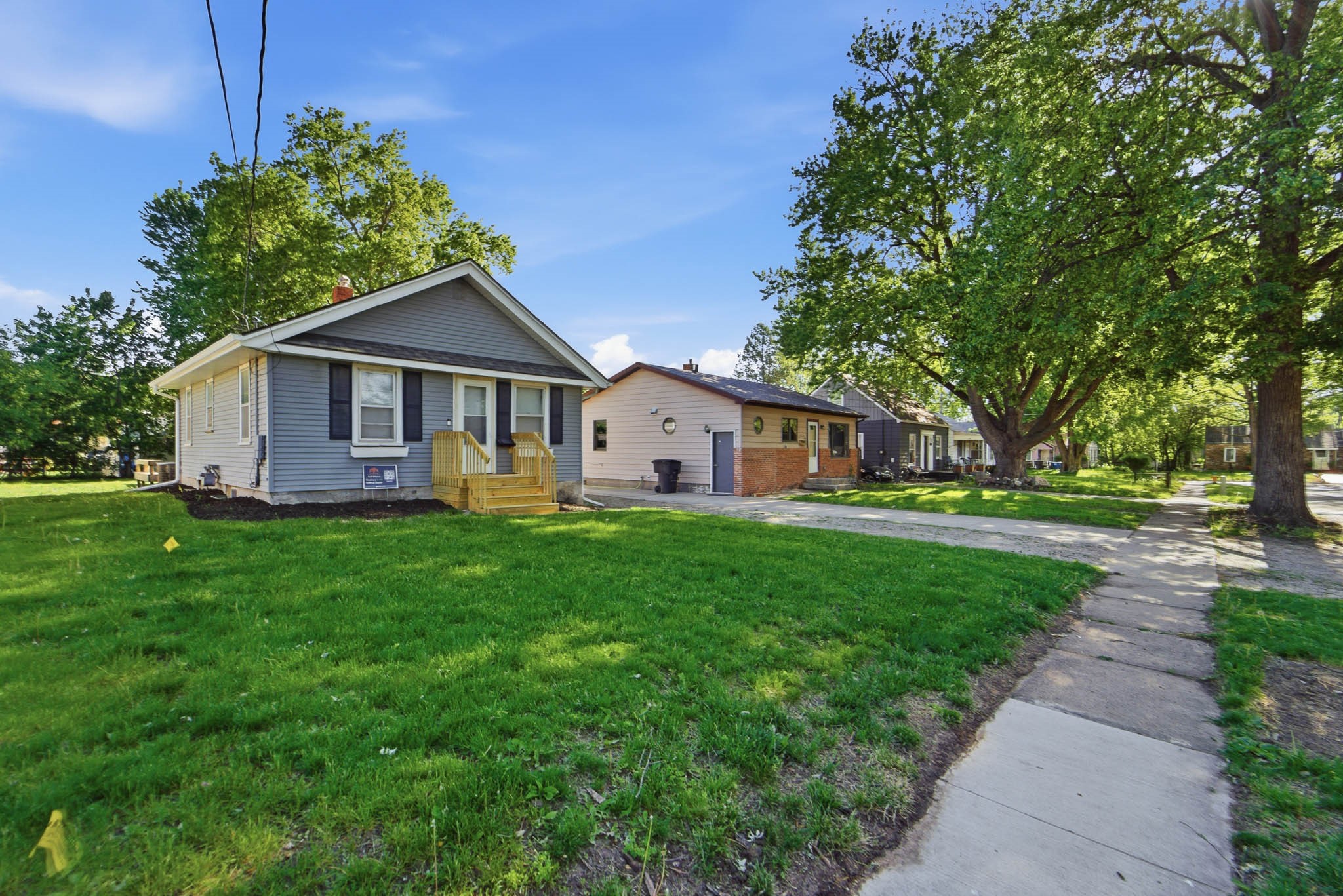 1516 E Jefferson Avenue Property Photo 3