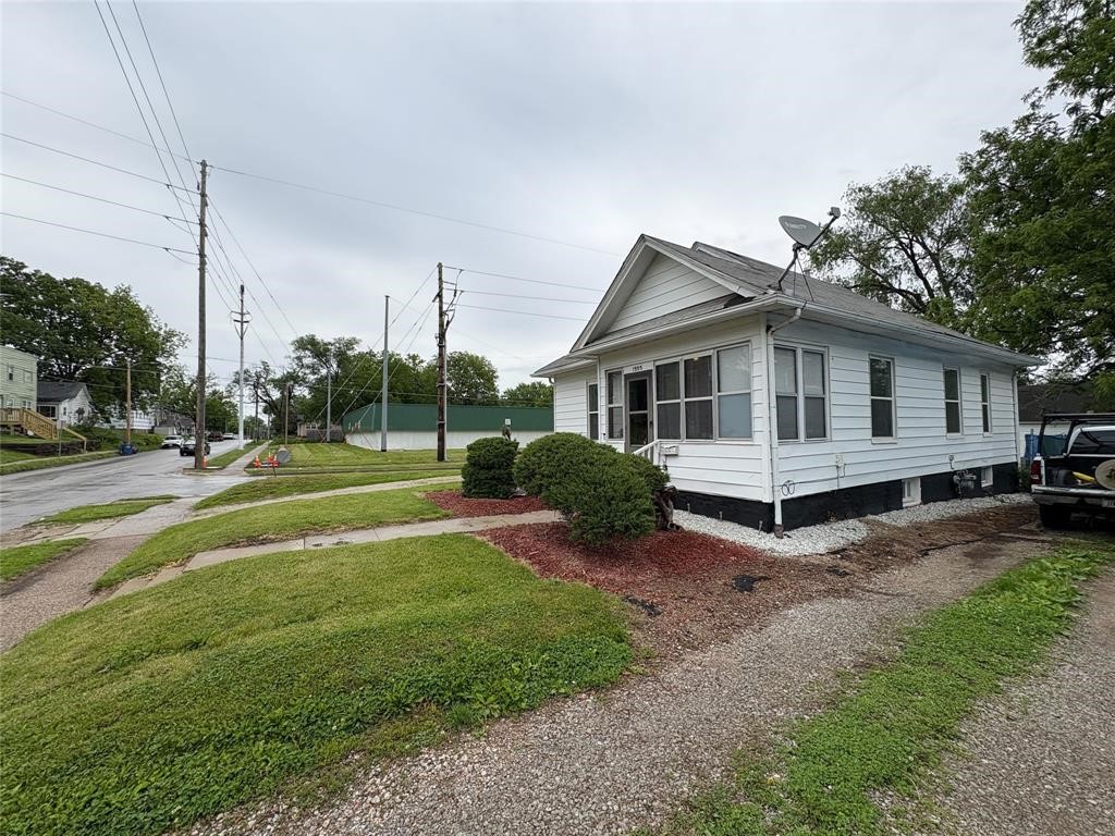 1555 16th Street Property Photo 1