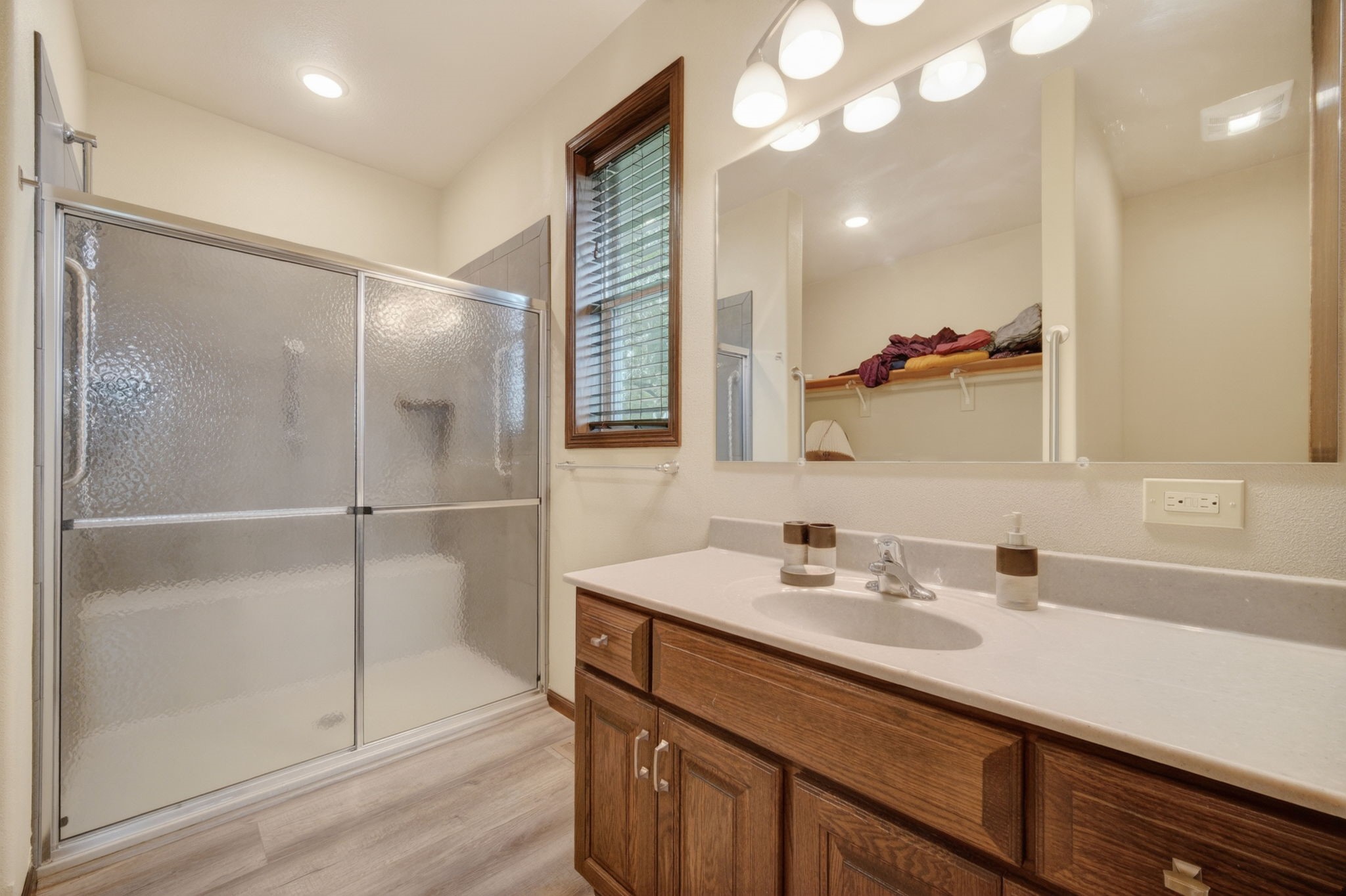 1018 North Street Property Photo 6