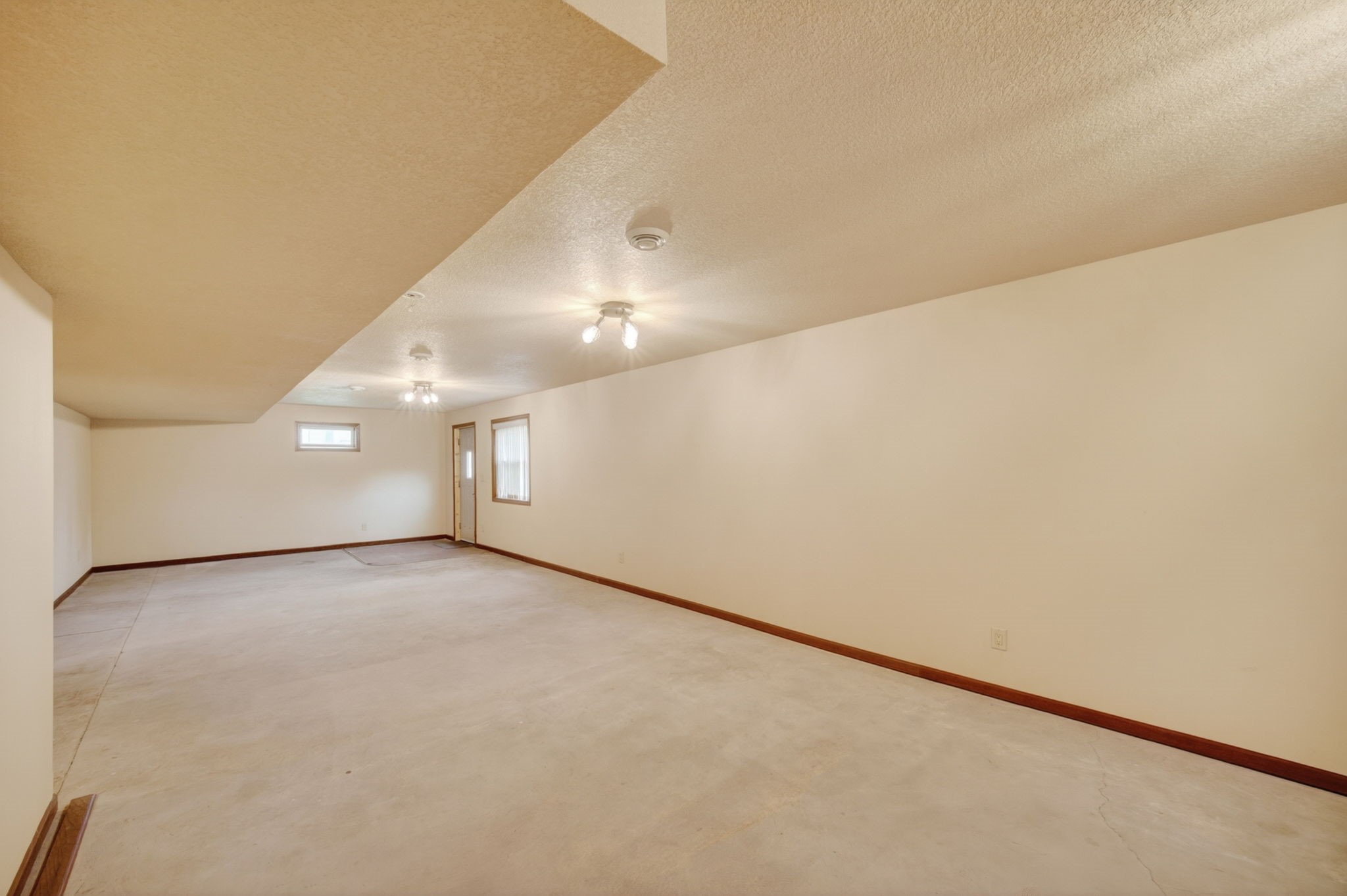 1018 North Street Property Photo 9
