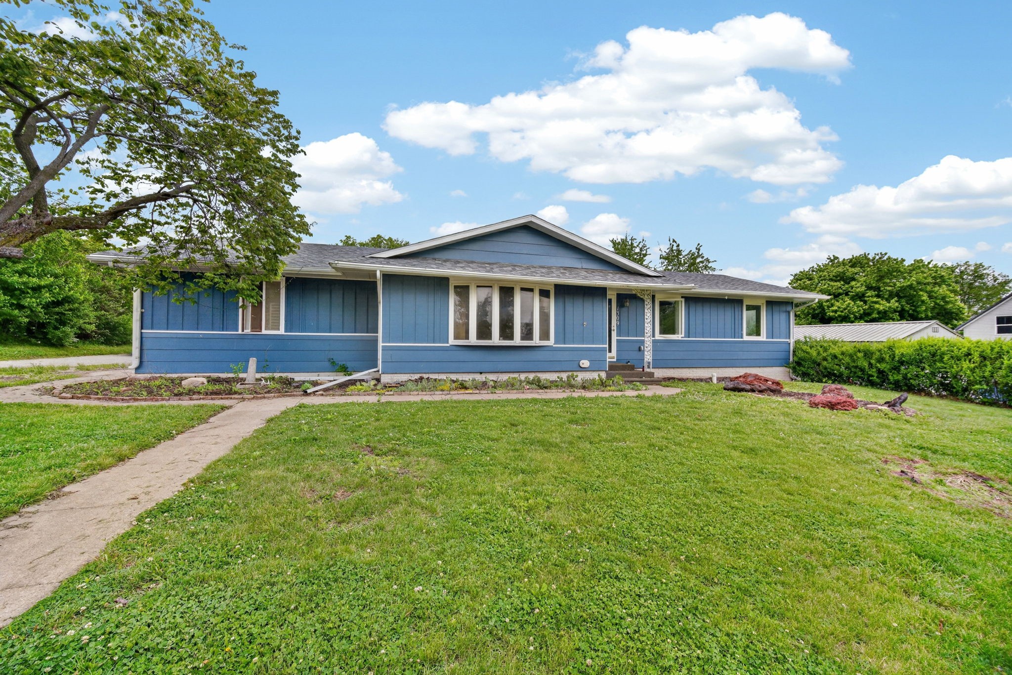 1309 Ashland Avenue Property Photo 1
