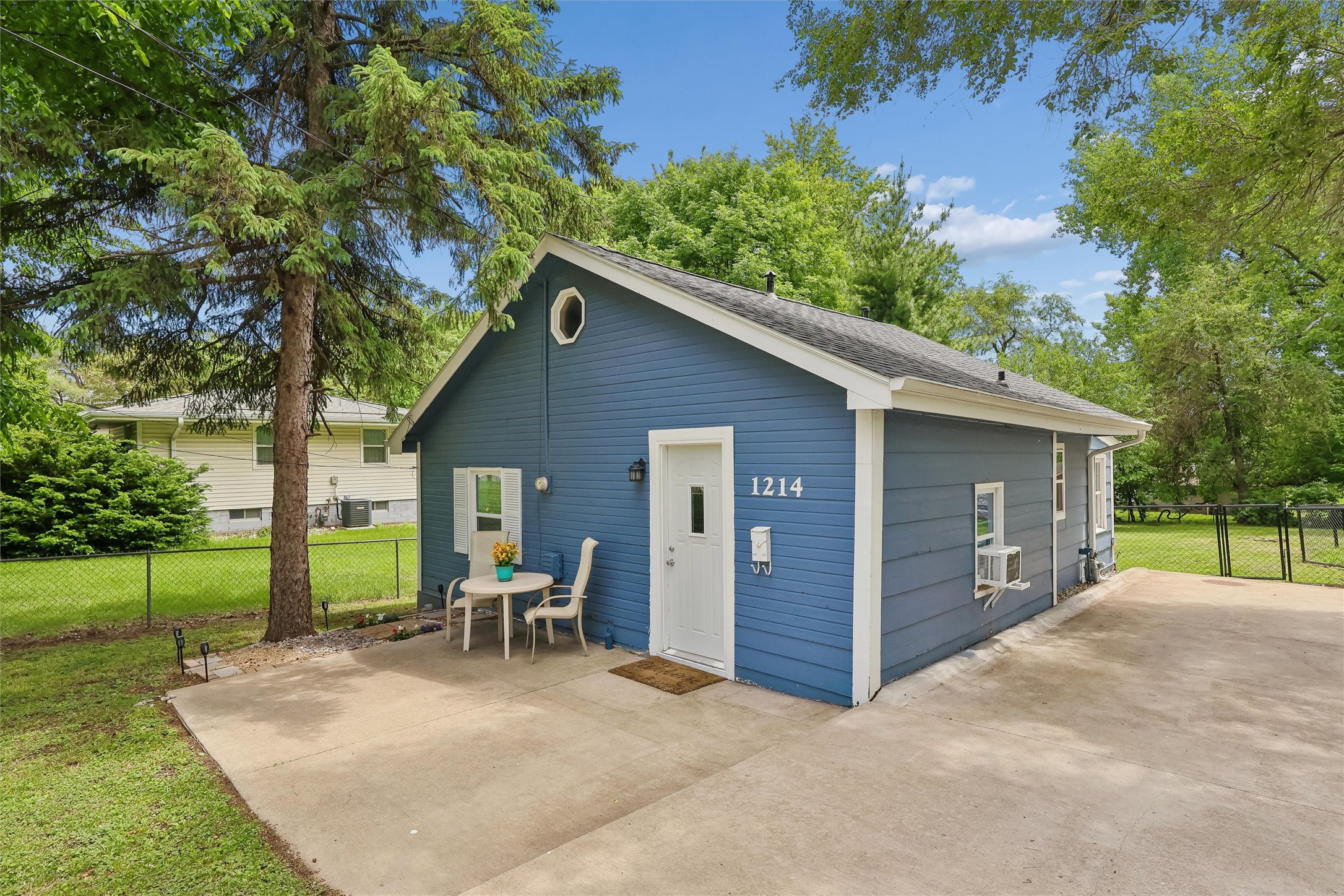 1214 Herold Avenue Property Photo 1