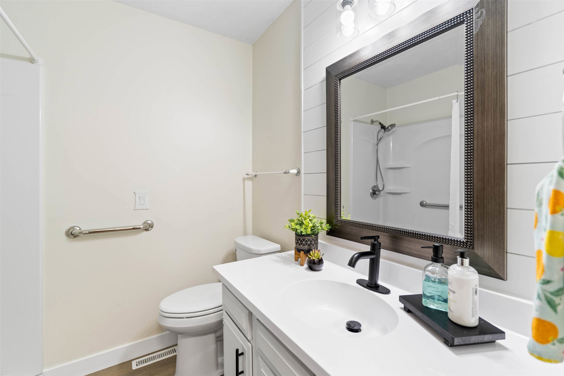 409 Se Wanda Drive Property Photo 16