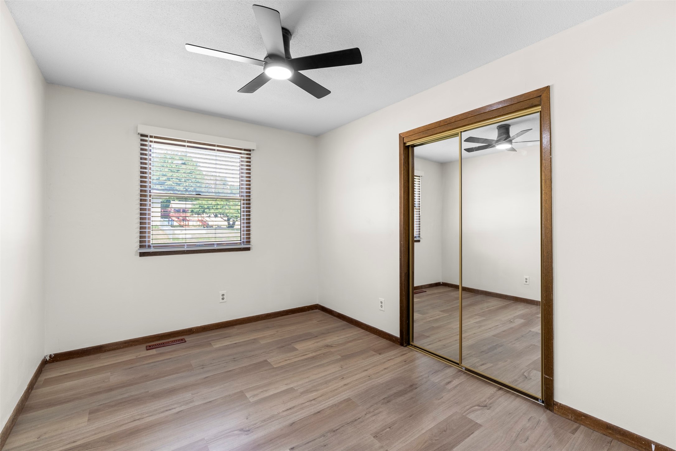 409 Se Wanda Drive Property Photo 23