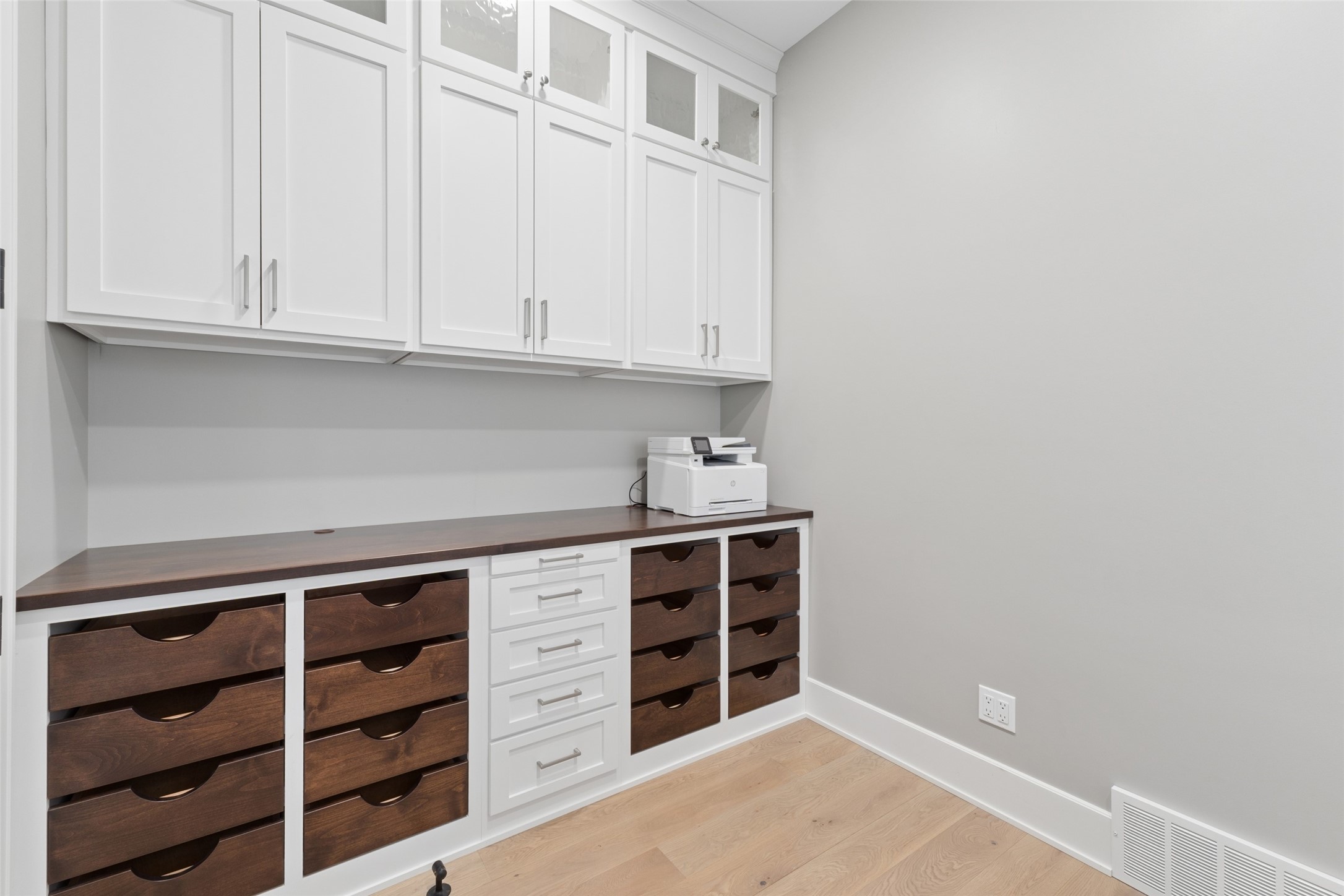 1811 N Shore Drive Property Photo 17