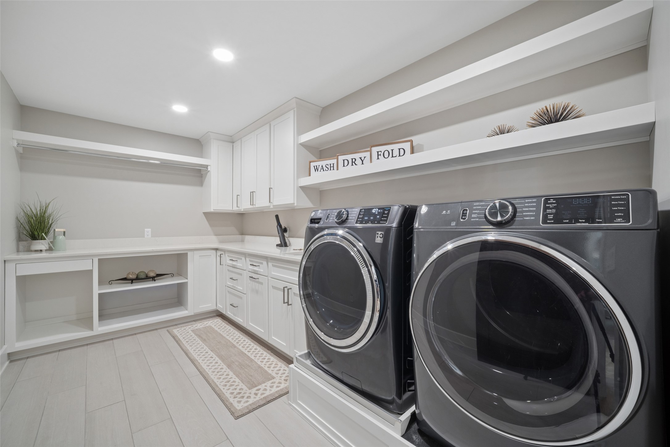 1811 N Shore Drive Property Photo 19
