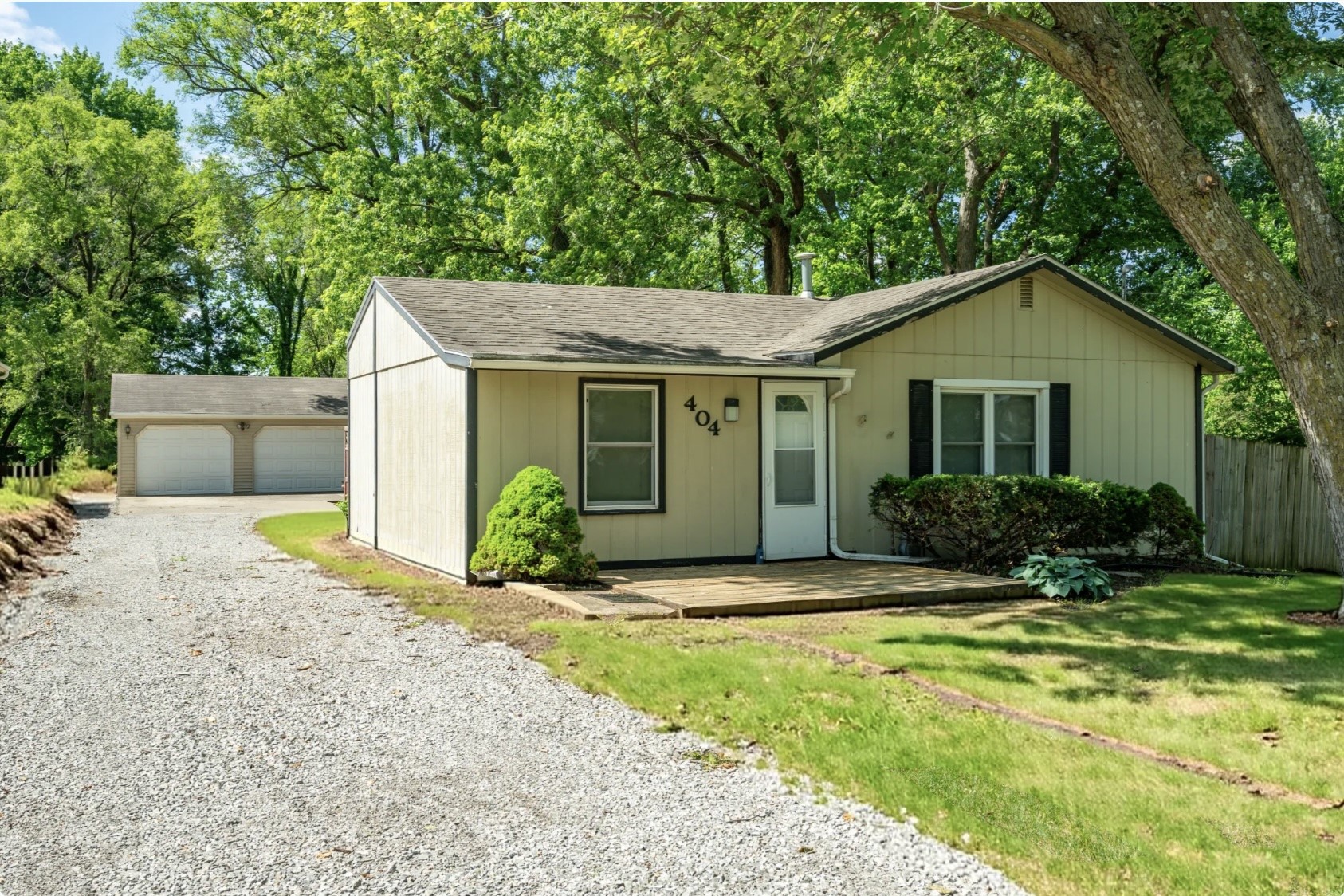404 Titus Avenue Property Photo 1