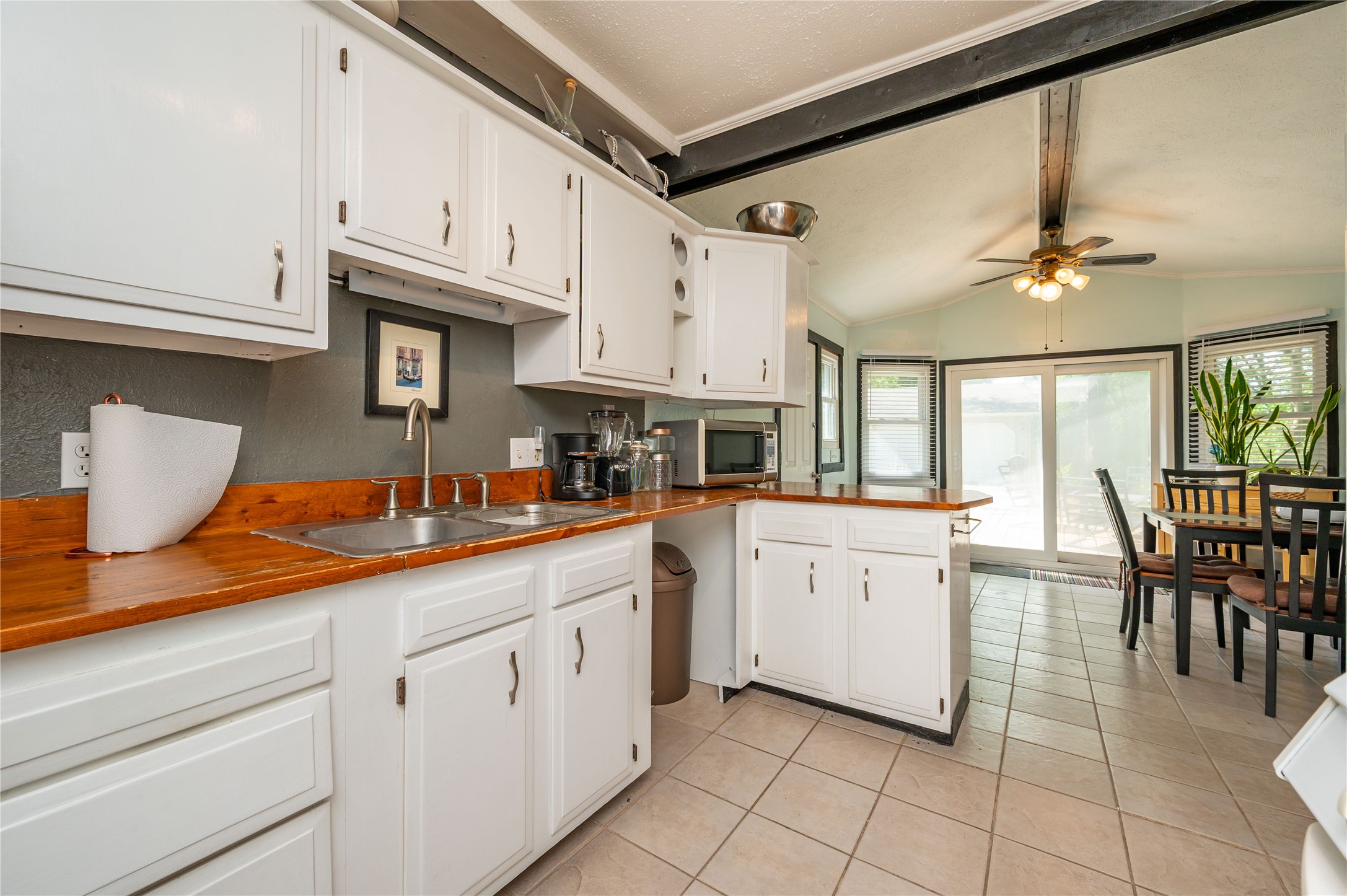 404 Titus Avenue Property Photo 9