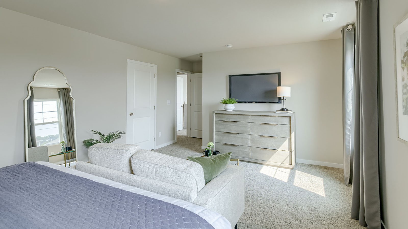 1203 Ne Deerfield Drive Property Photo 8