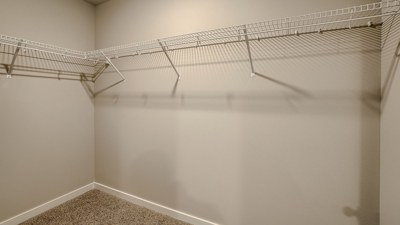 1203 Ne Deerfield Drive Property Photo 10