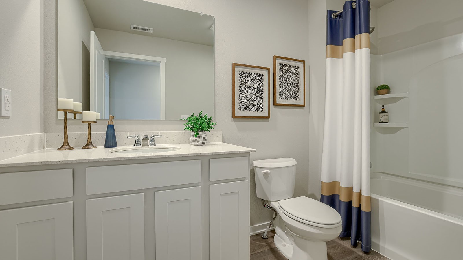1203 Ne Deerfield Drive Property Photo 12