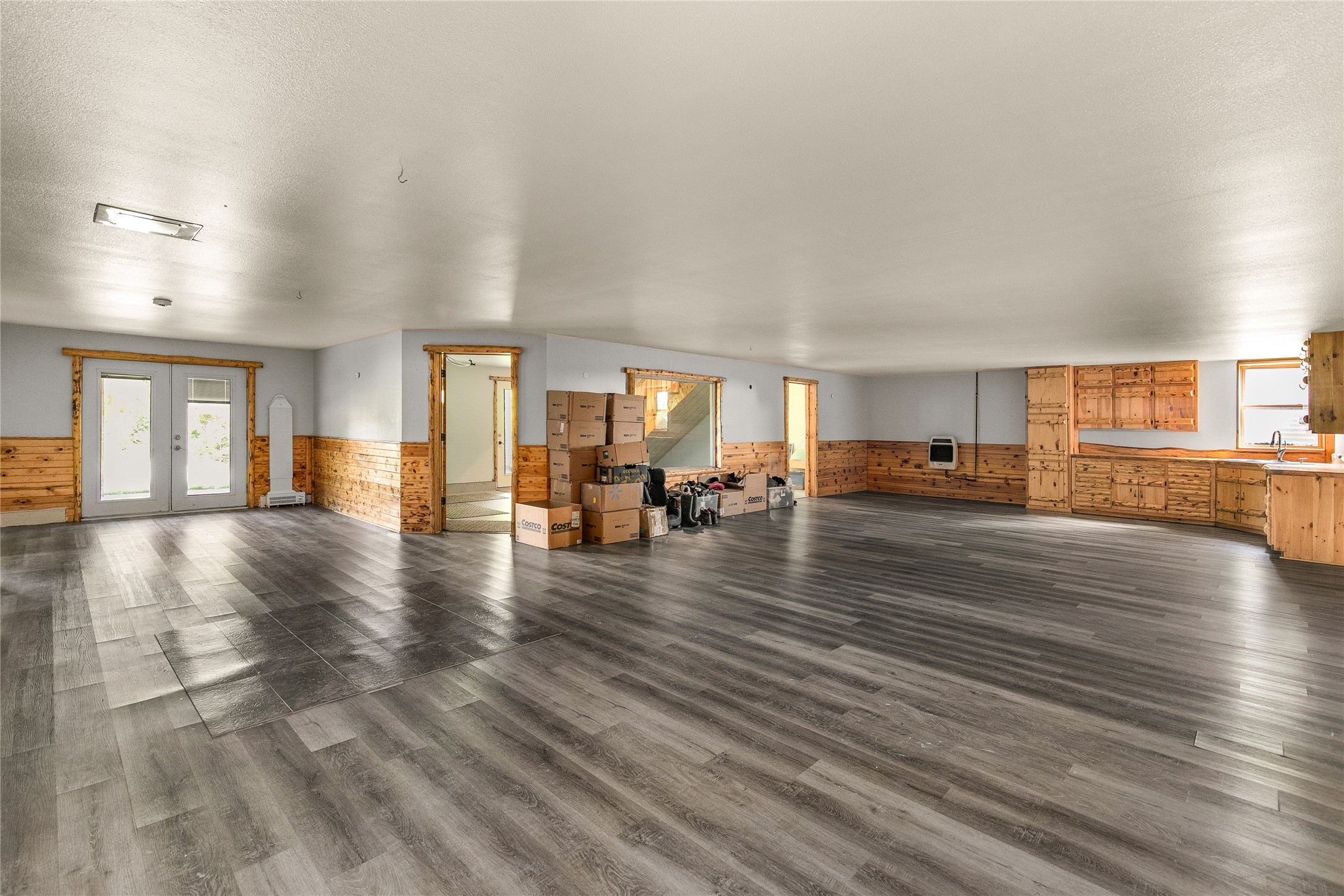 46069 235th Trail Property Photo 4