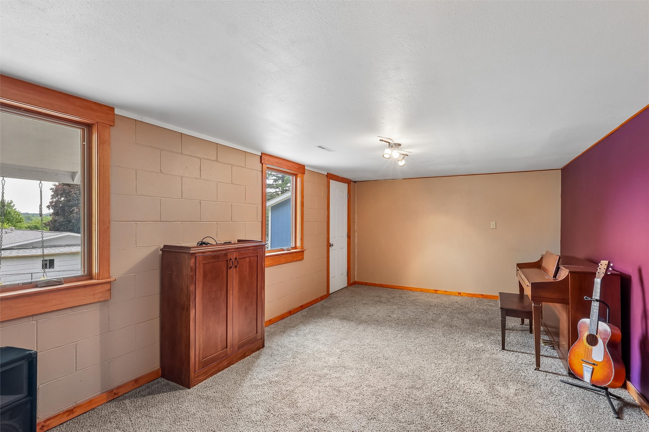 700 Division Street Property Photo 25