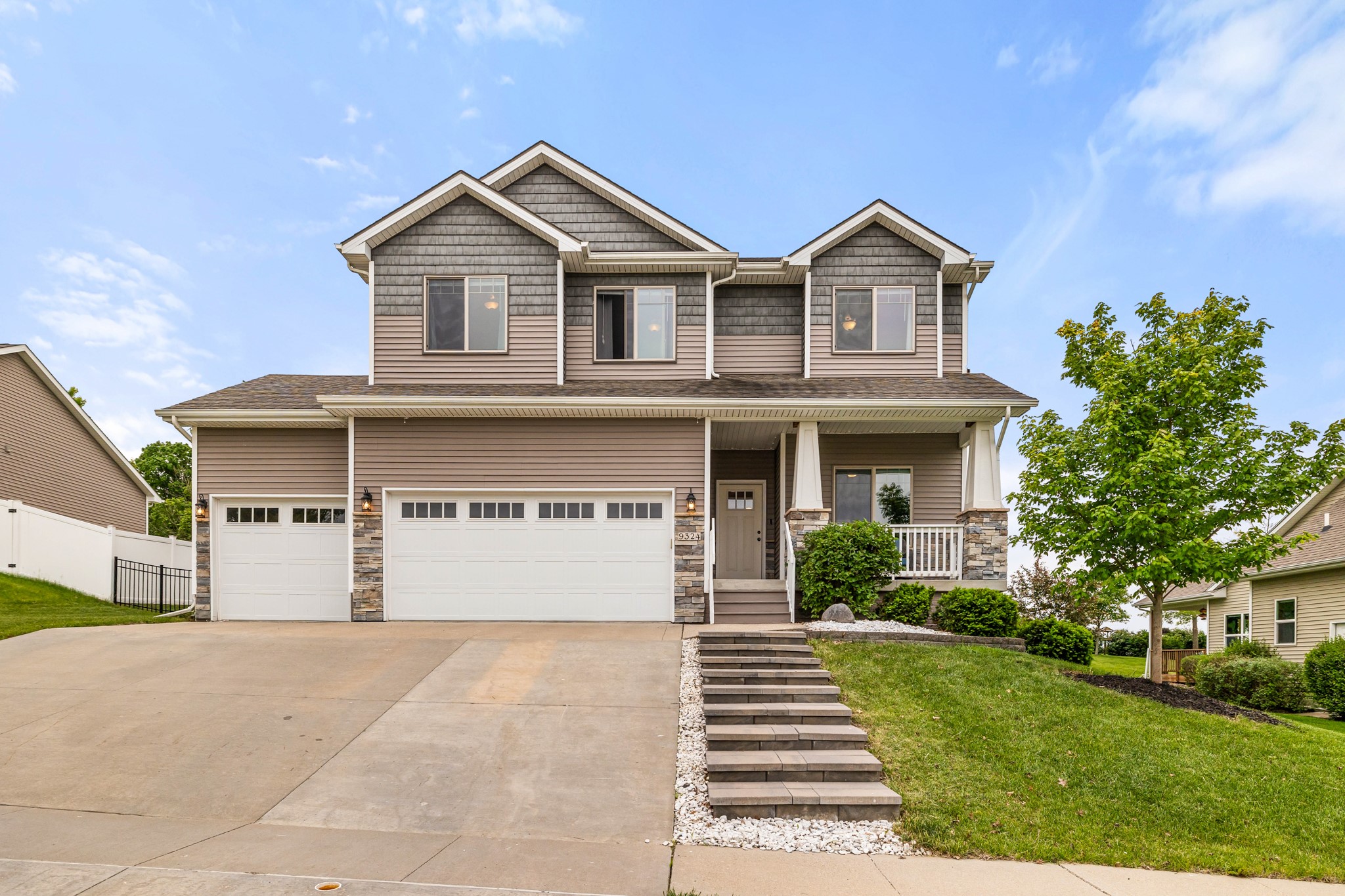 9324 Sugar Creek Circle Property Photo 1