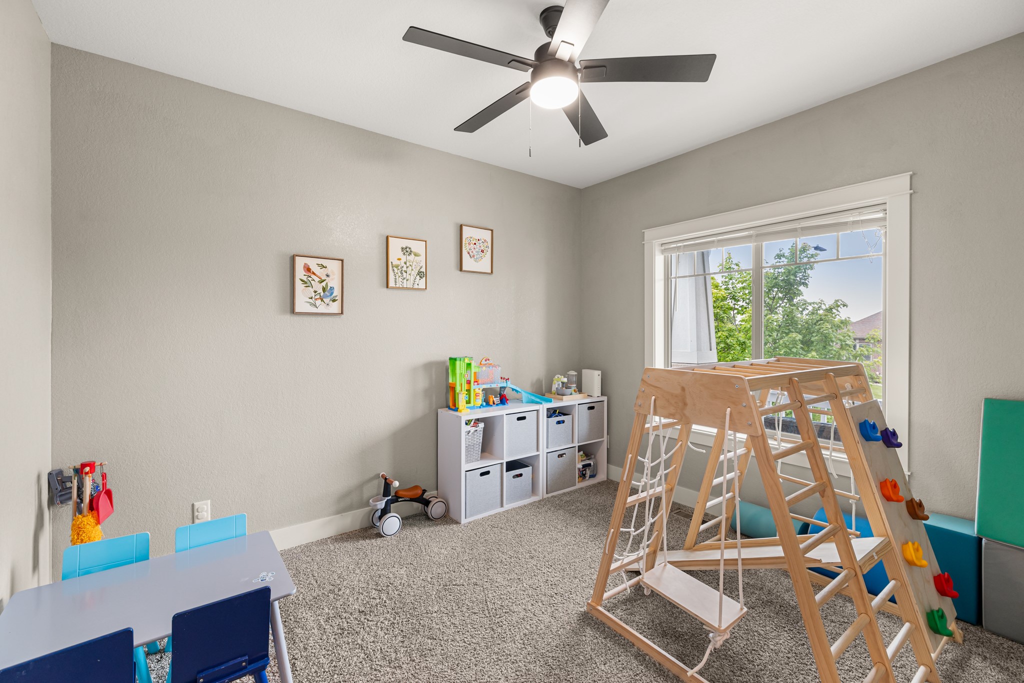 9324 Sugar Creek Circle Property Photo 4
