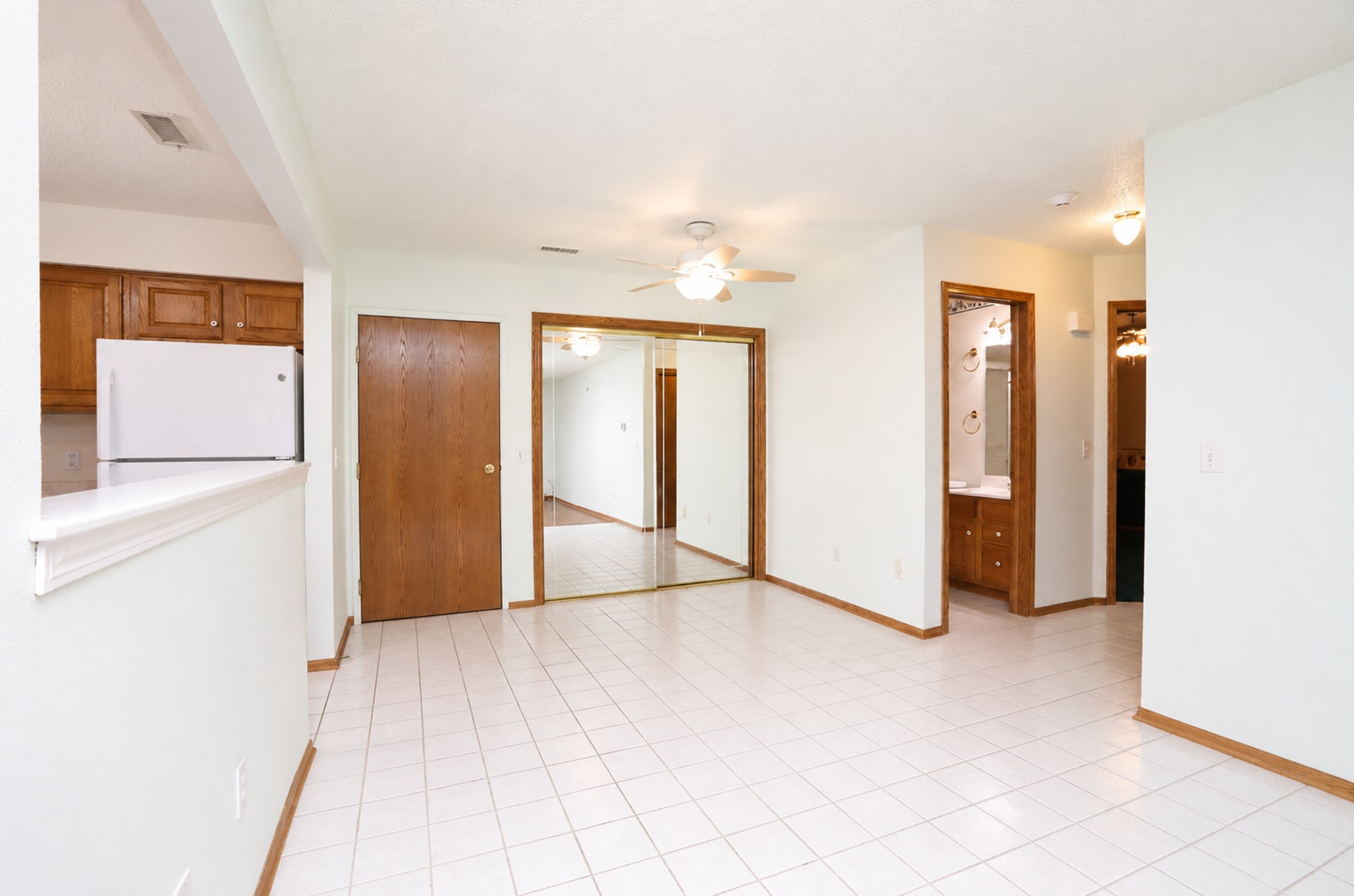 301 Se Delaware Avenue 302 Property Photo 8