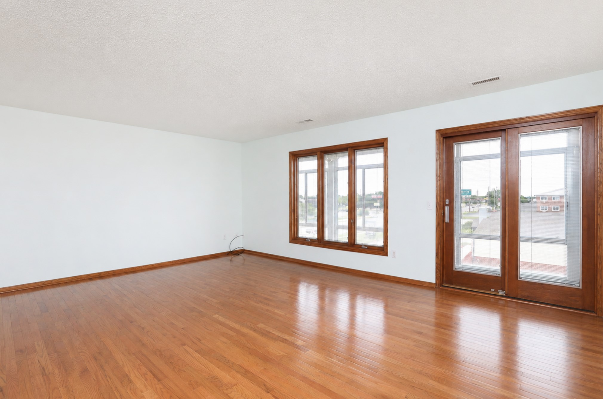 301 Se Delaware Avenue 302 Property Photo 15
