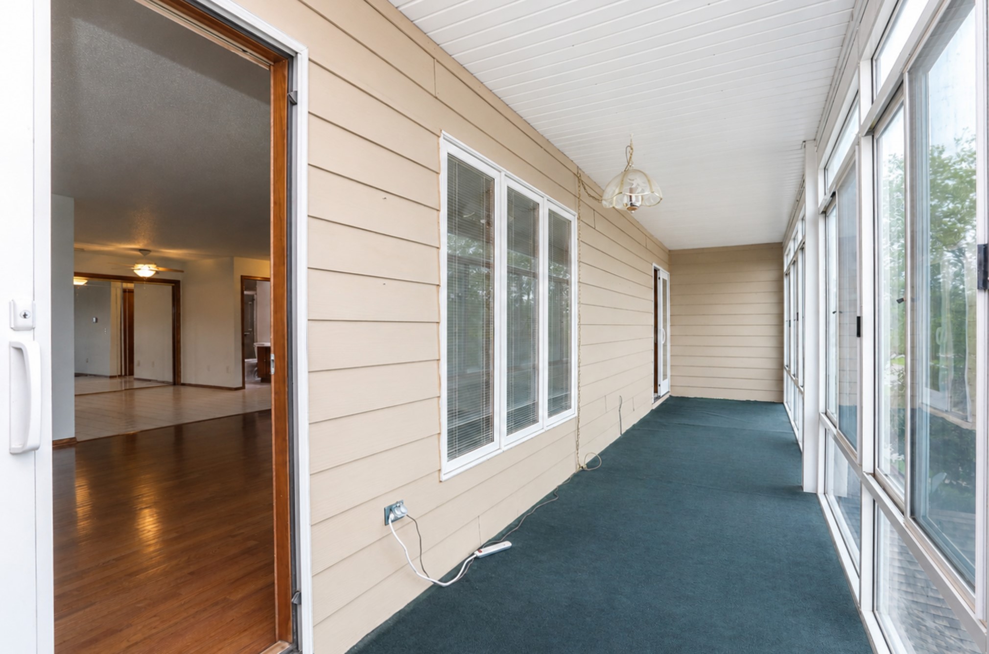 301 Se Delaware Avenue 302 Property Photo 28