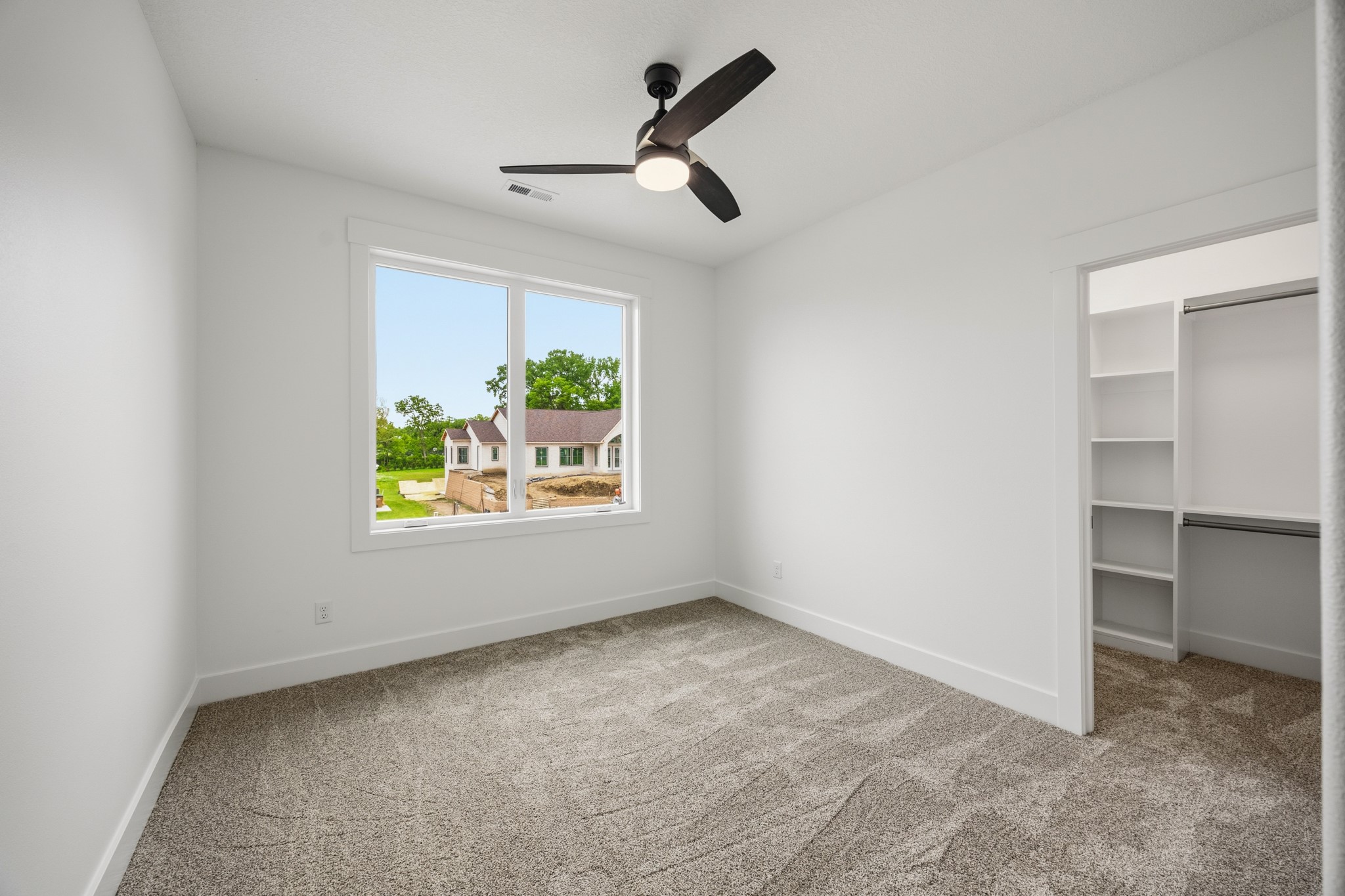 5380 Carter Court Property Photo 17