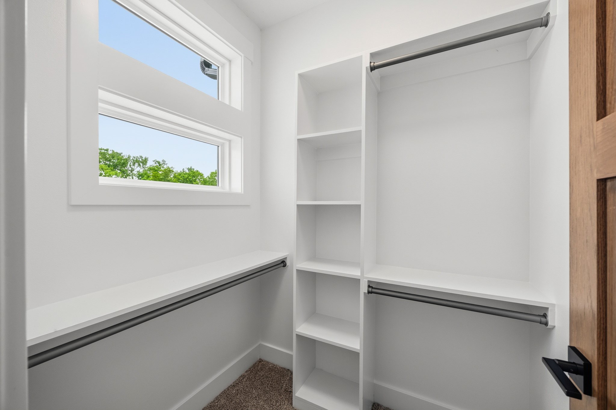 5380 Carter Court Property Photo 18