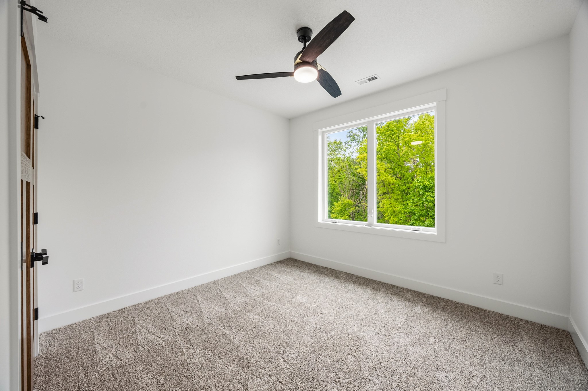 5380 Carter Court Property Photo 19