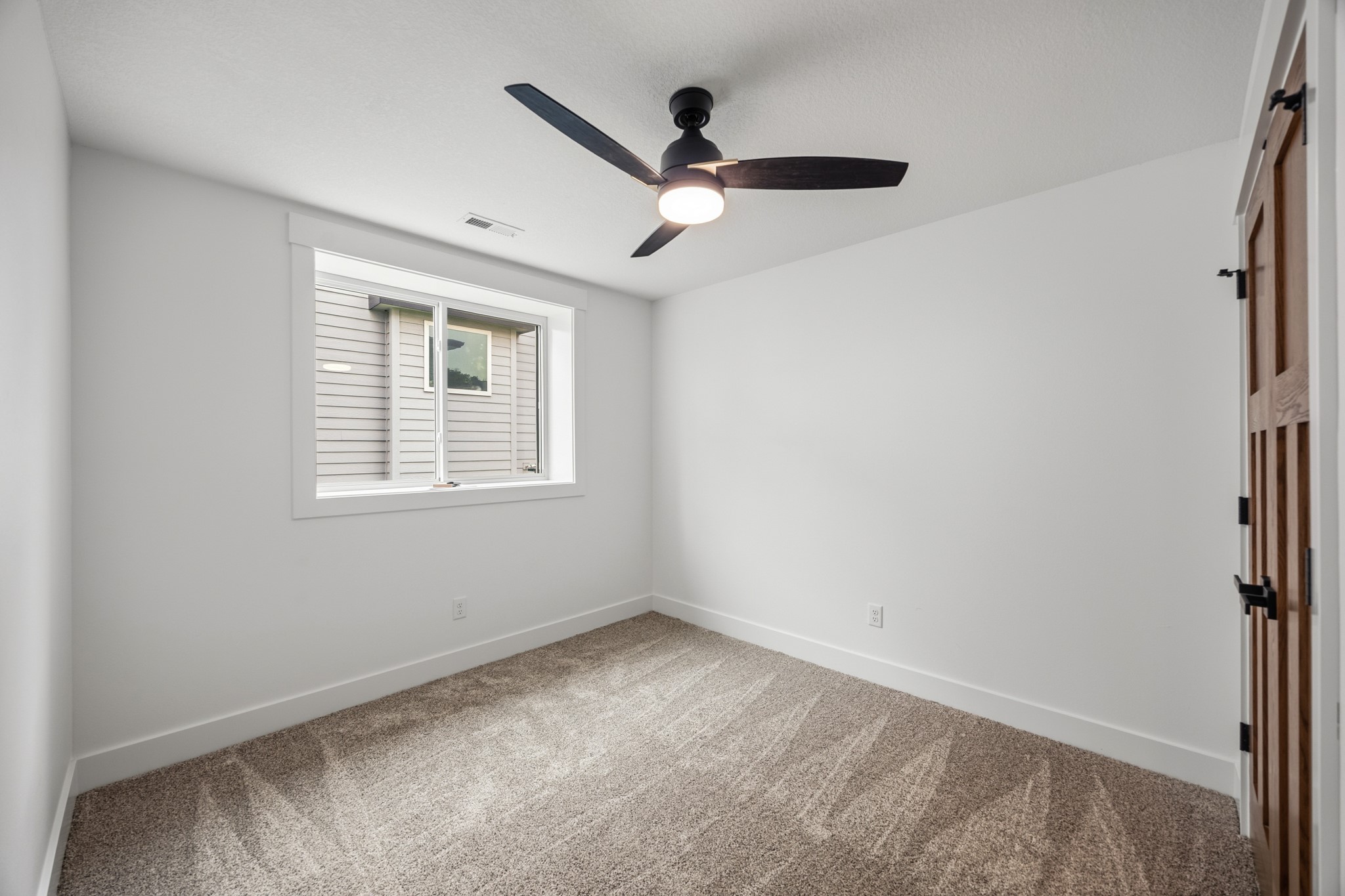 5380 Carter Court Property Photo 25