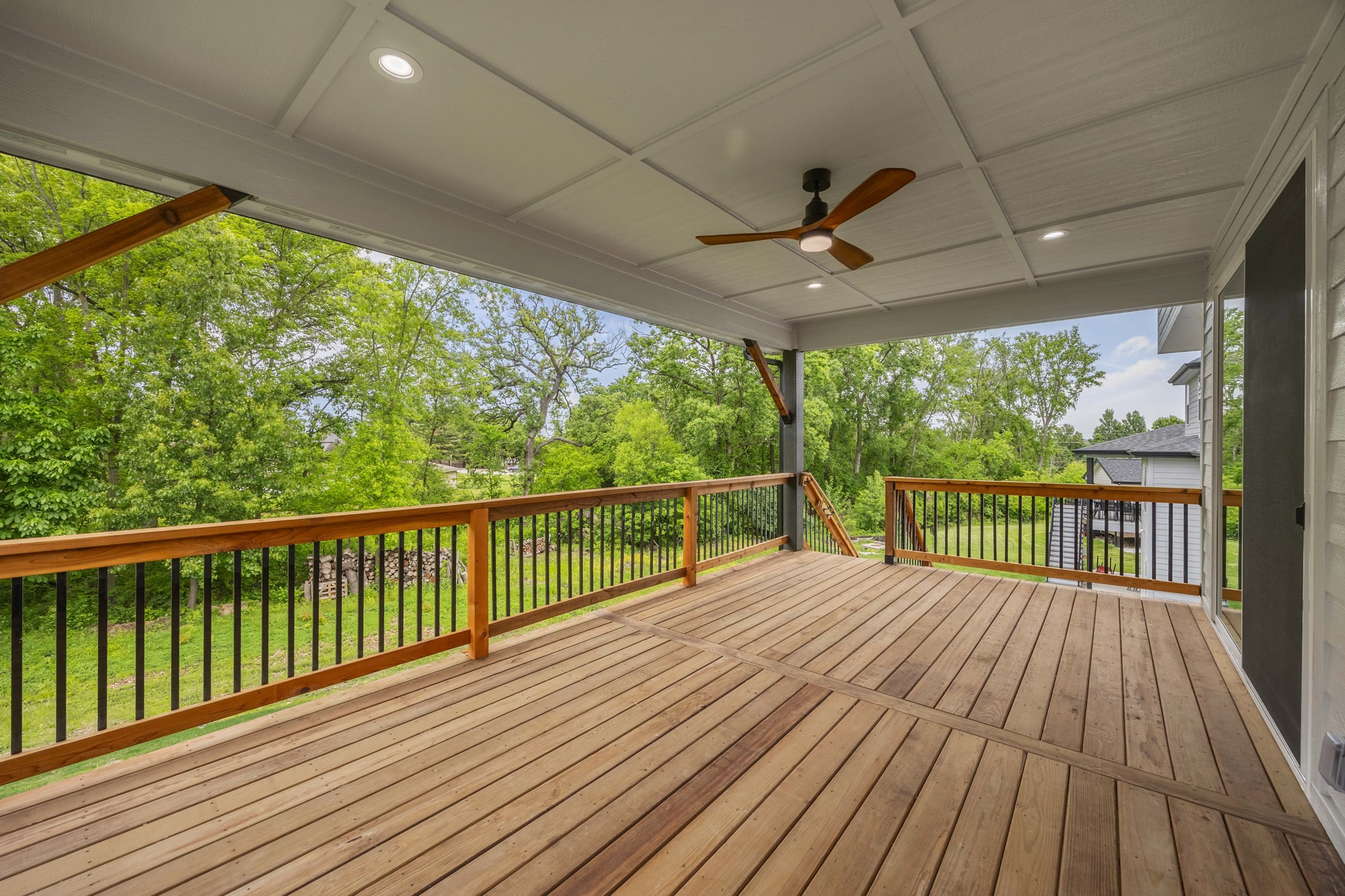 5380 Carter Court Property Photo 29