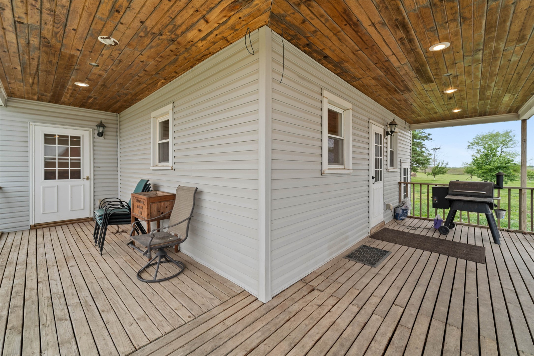 1357 265th Street Property Photo 6