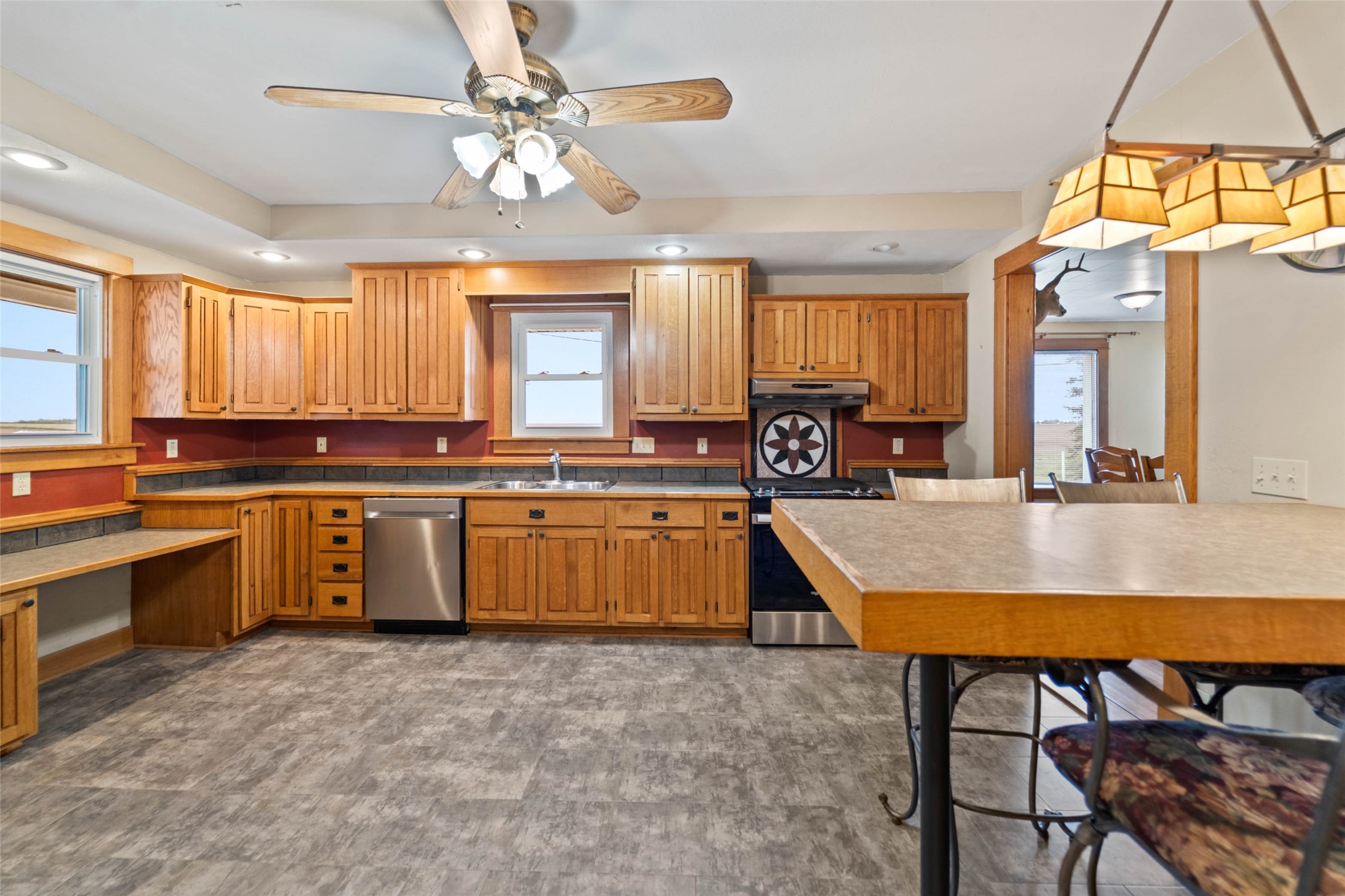 1357 265th Street Property Photo 9