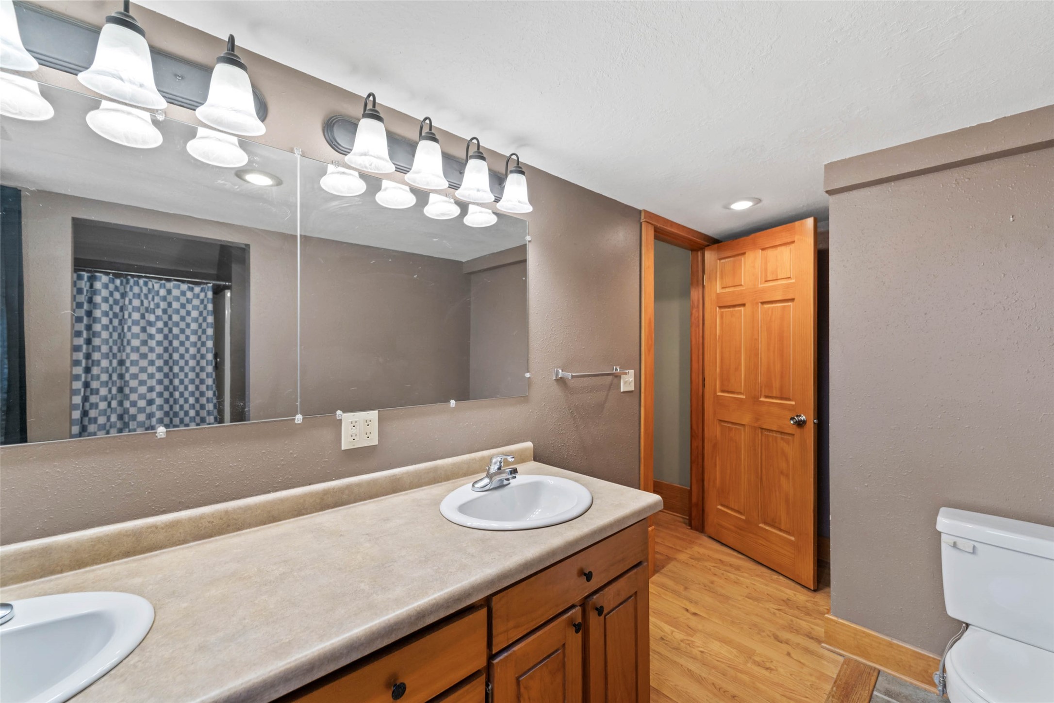 1357 265th Street Property Photo 17
