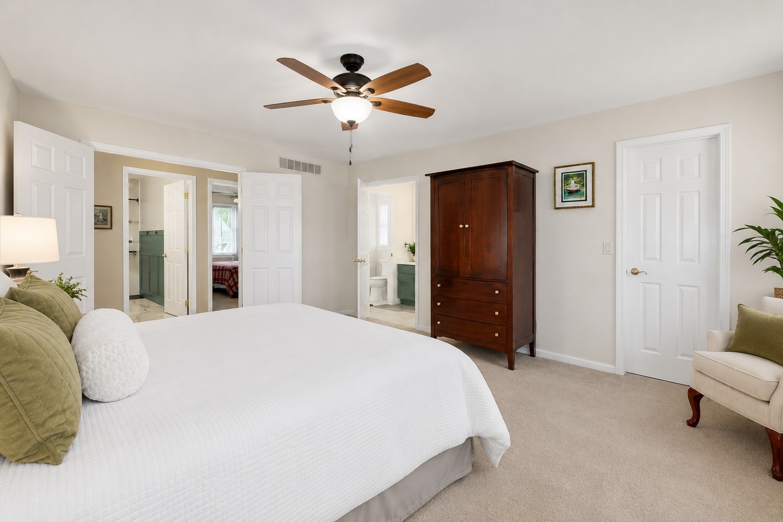 5459 Coachlight Drive Property Photo 6