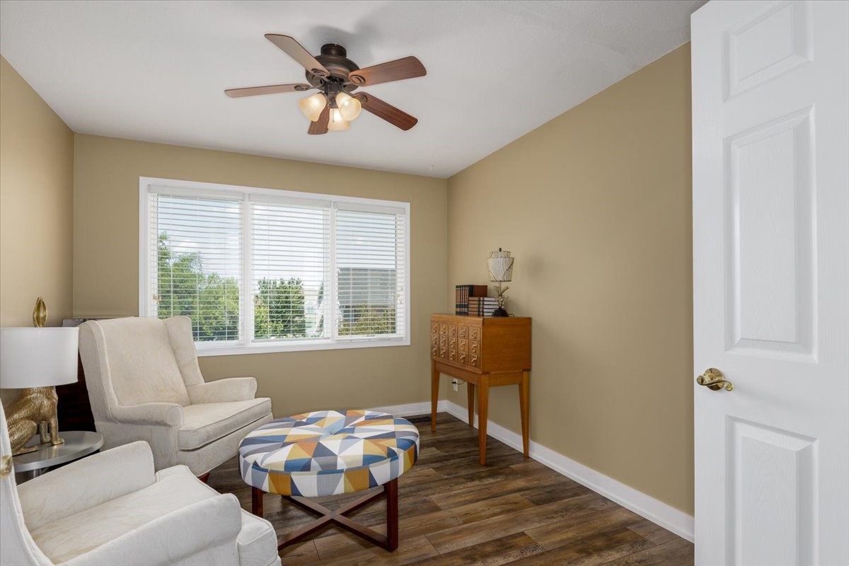 5459 Coachlight Drive Property Photo 12