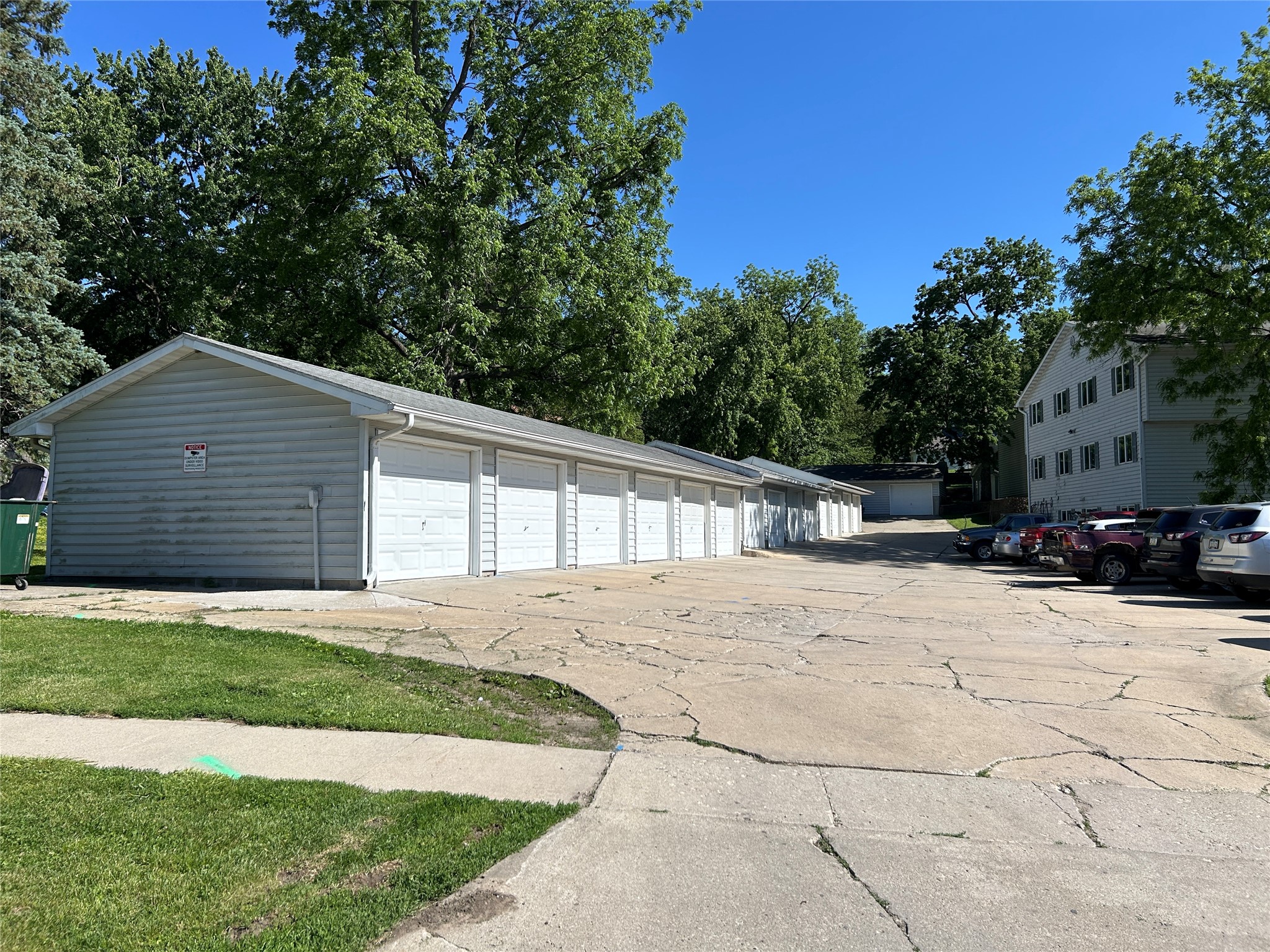 24 N Maple Street Property Photo 2