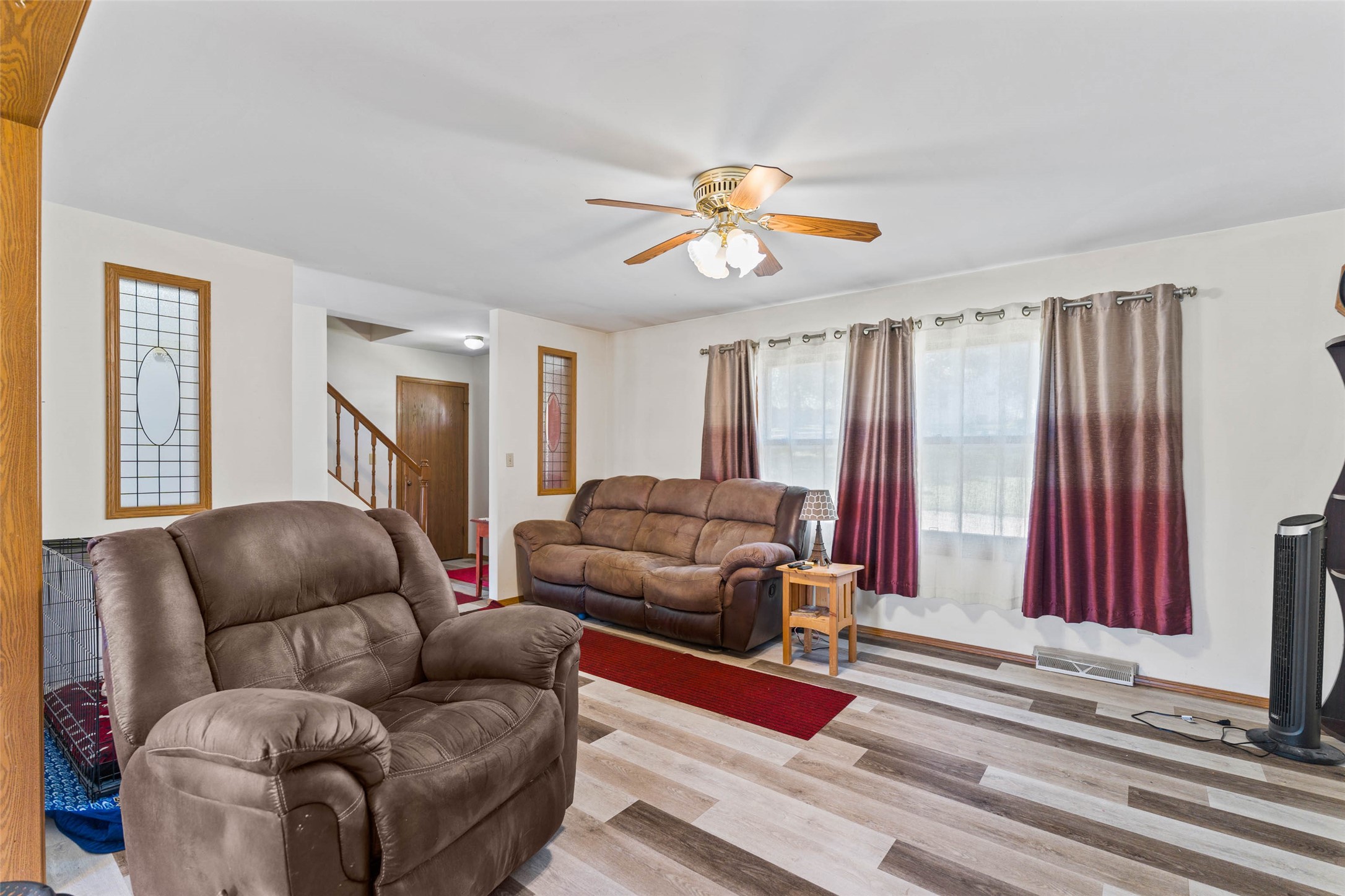 106 E South Street Property Photo 4