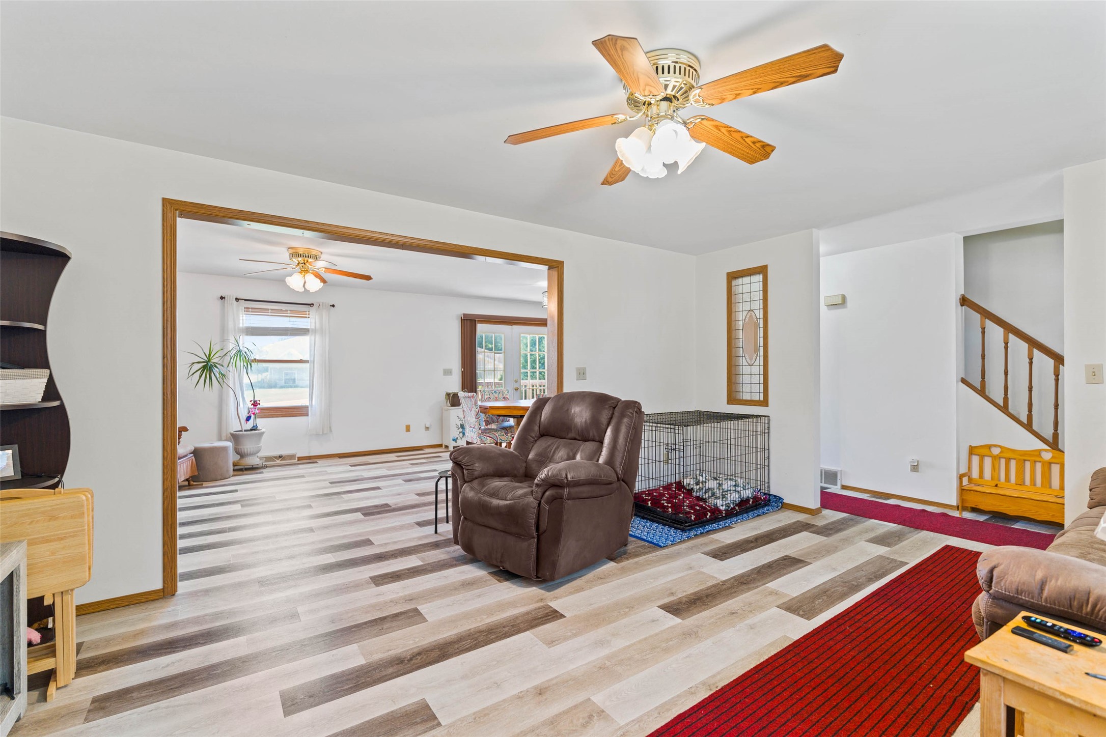 106 E South Street Property Photo 6