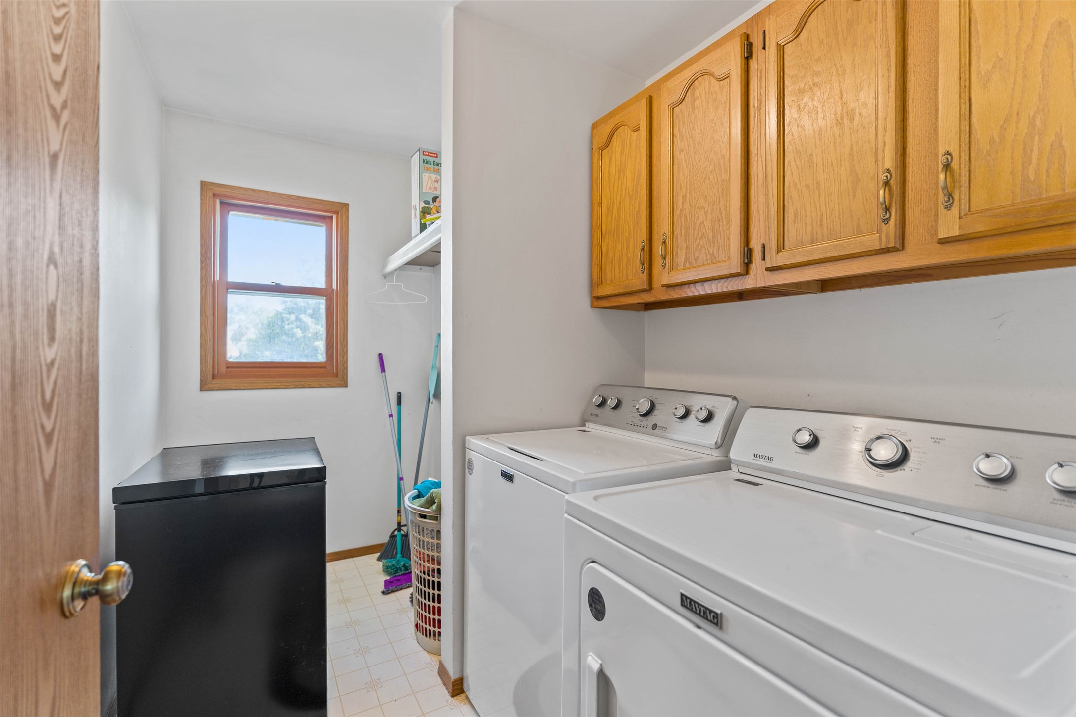 106 E South Street Property Photo 17
