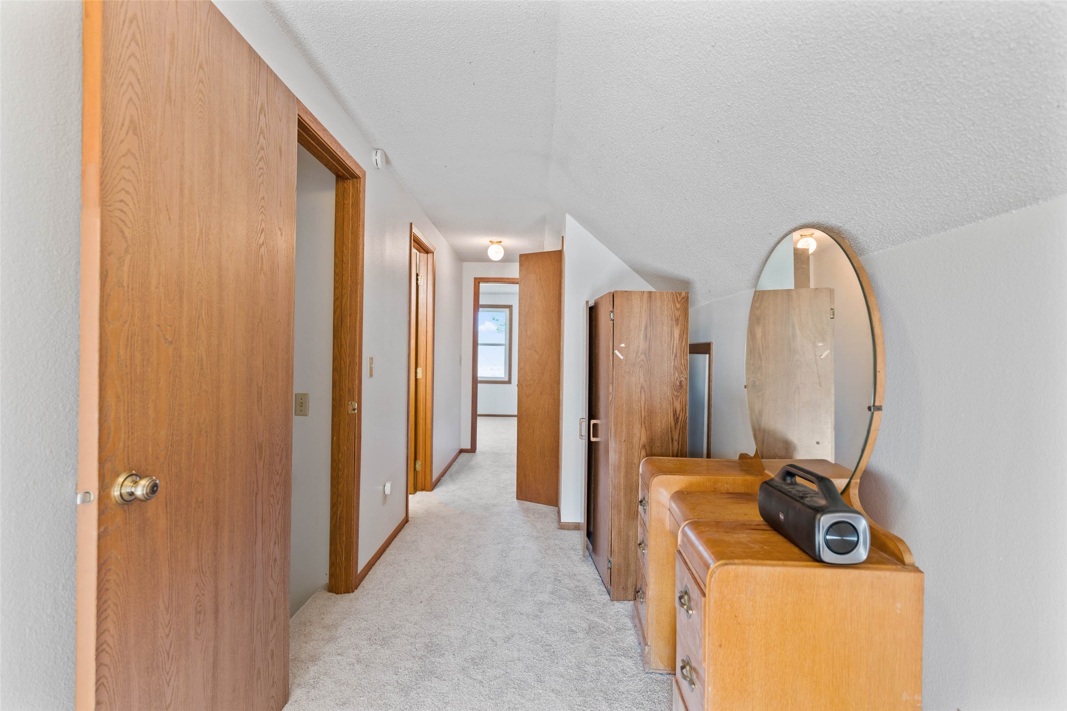 106 E South Street Property Photo 23
