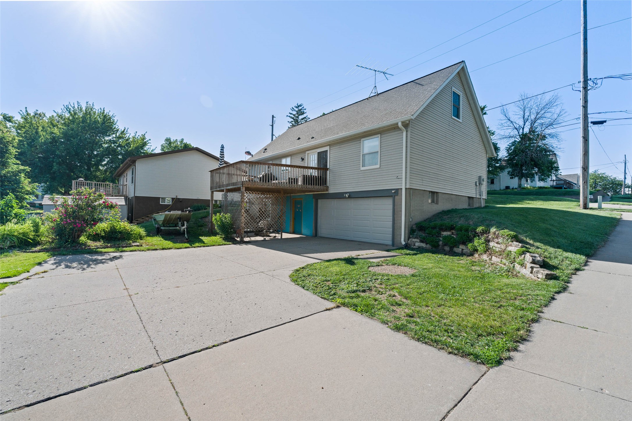 106 E South Street Property Photo 33