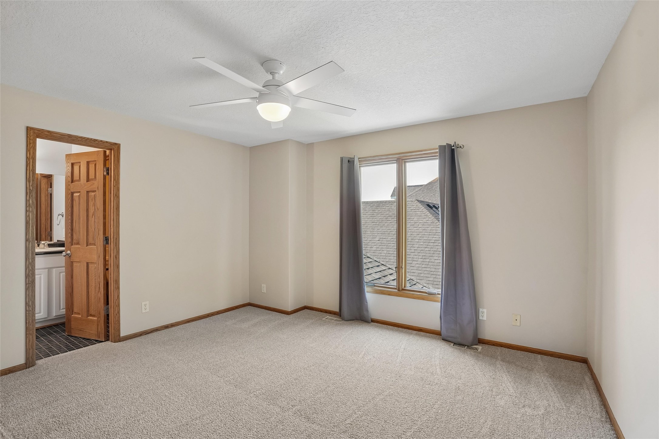 910 Se Brentwood Drive Property Photo 19