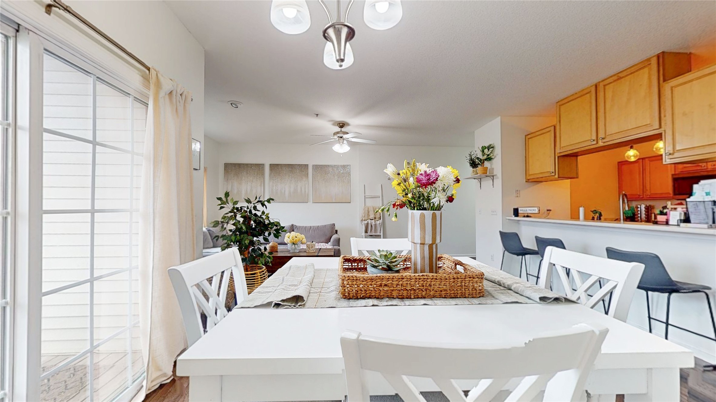 6255 Beechtree Drive 4202 Property Photo 7