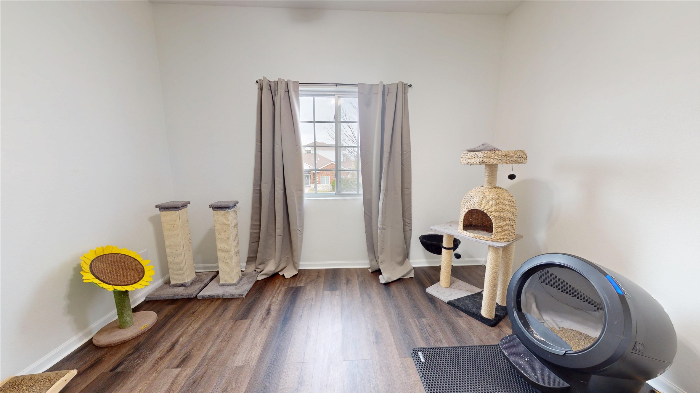 6255 Beechtree Drive 4202 Property Photo 16